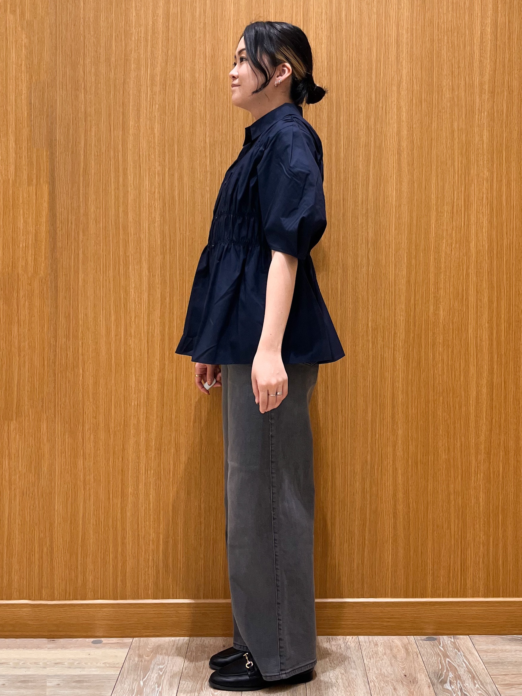 aさんの「OPAQUE.CLIP｜シャーリングブラウス【洗濯機OK】」を使ったコーディネート