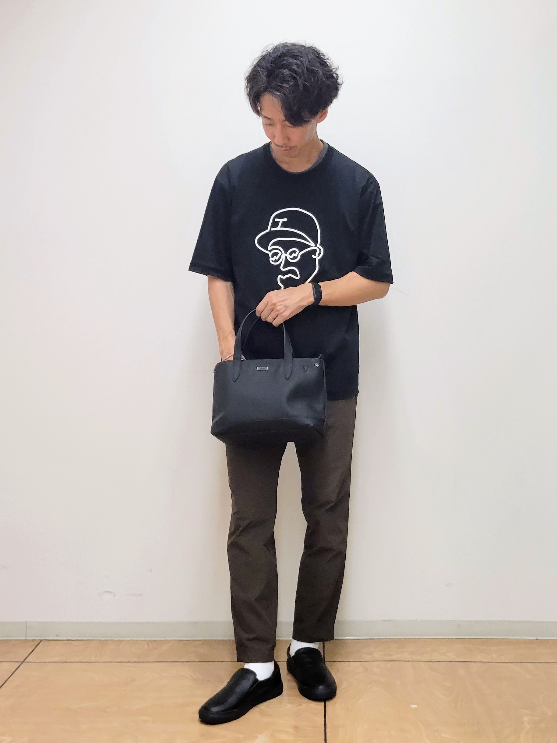 piroyaさんの「TAKEO KIKUCHI｜【BOWLER HAT LABEL】アイスクリアコットン ワンストローク 半袖Tシャツ」を使ったコーディネート