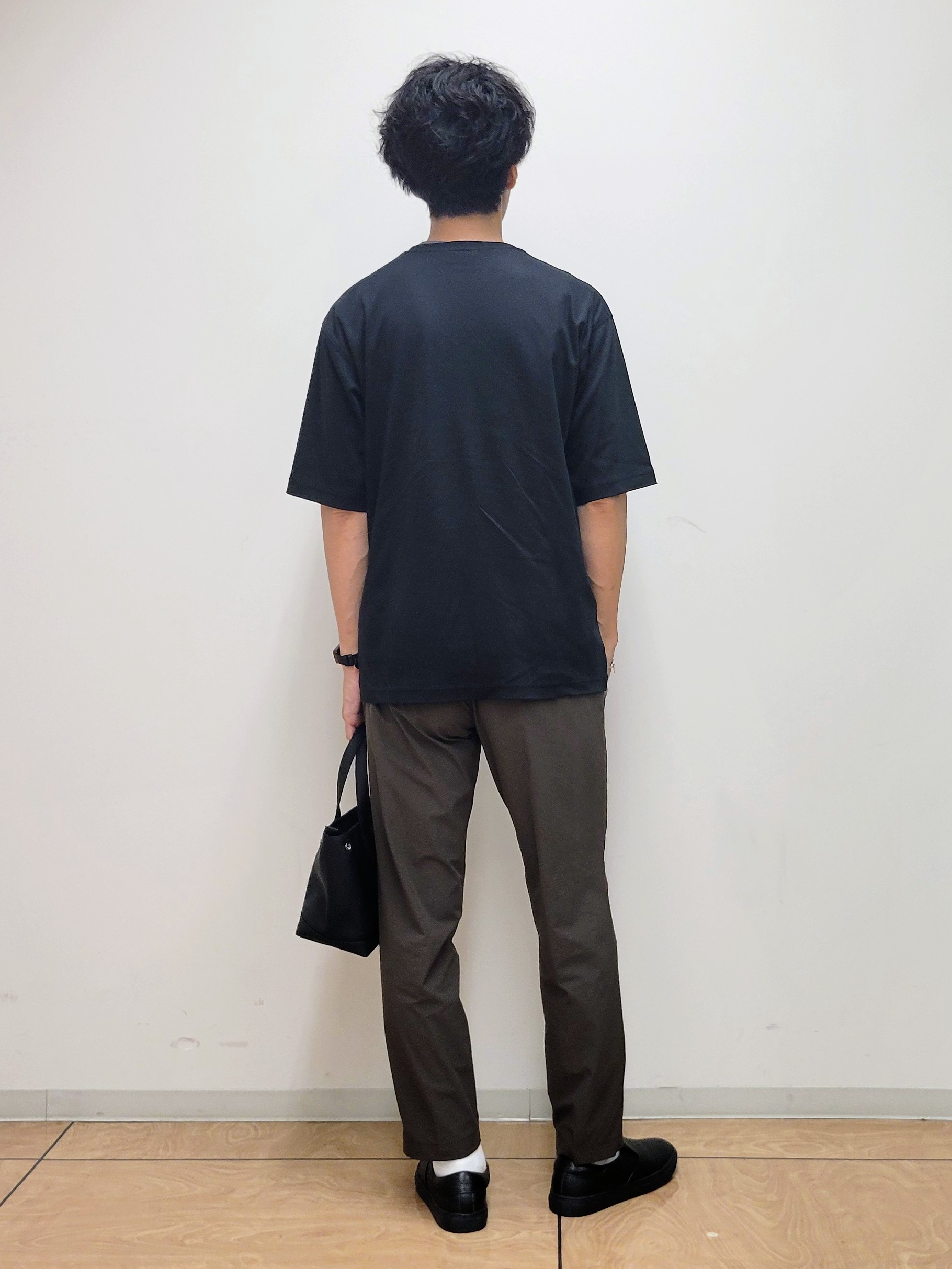 piroyaさんの「TAKEO KIKUCHI｜【BOWLER HAT LABEL】アイスクリアコットン ワンストローク 半袖Tシャツ」を使ったコーディネート