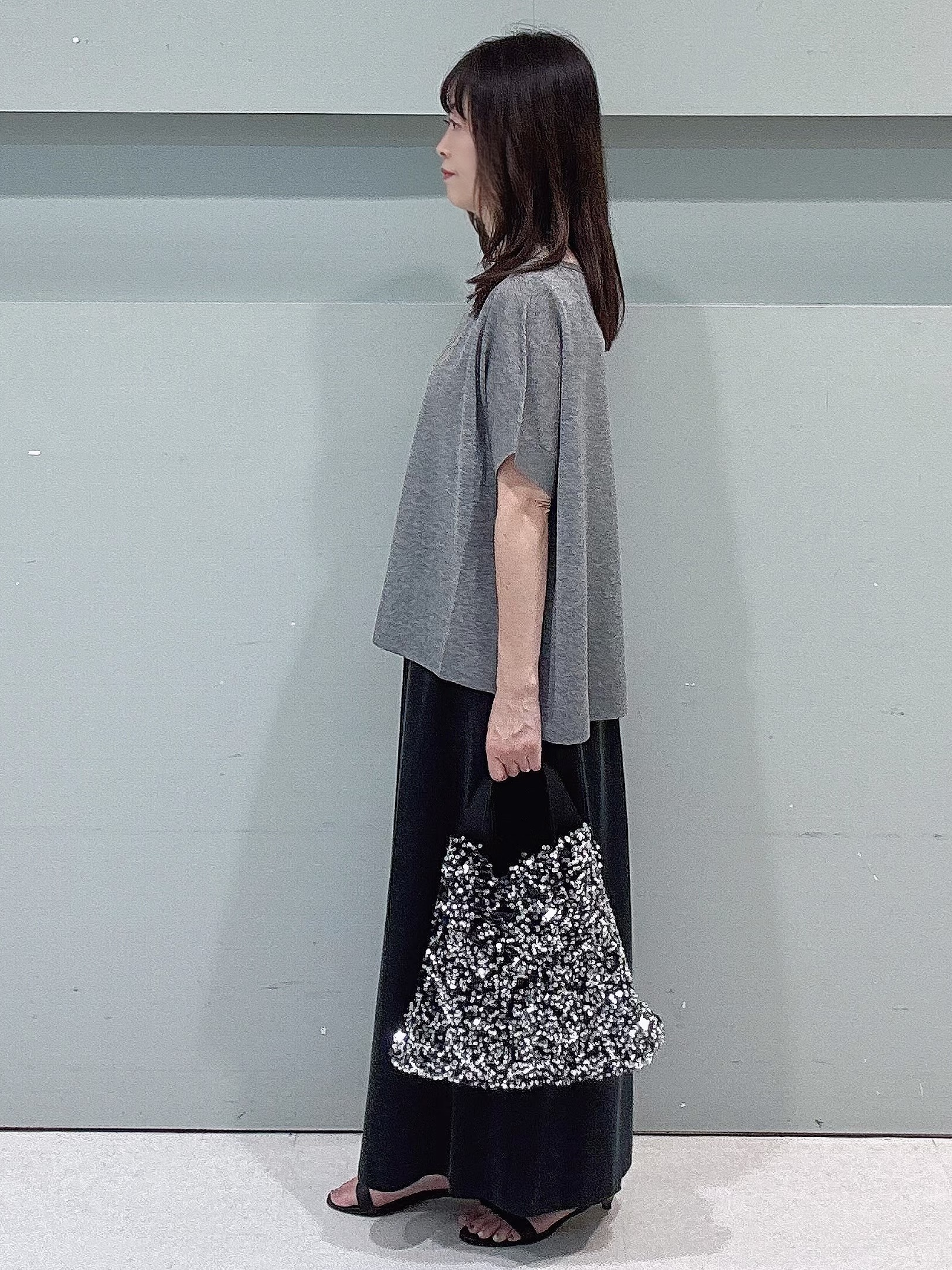 makiさんの「UNTITLED｜【アンサンブル可/品のある透け感】Tシャツ風ニットトップス」を使ったコーディネート