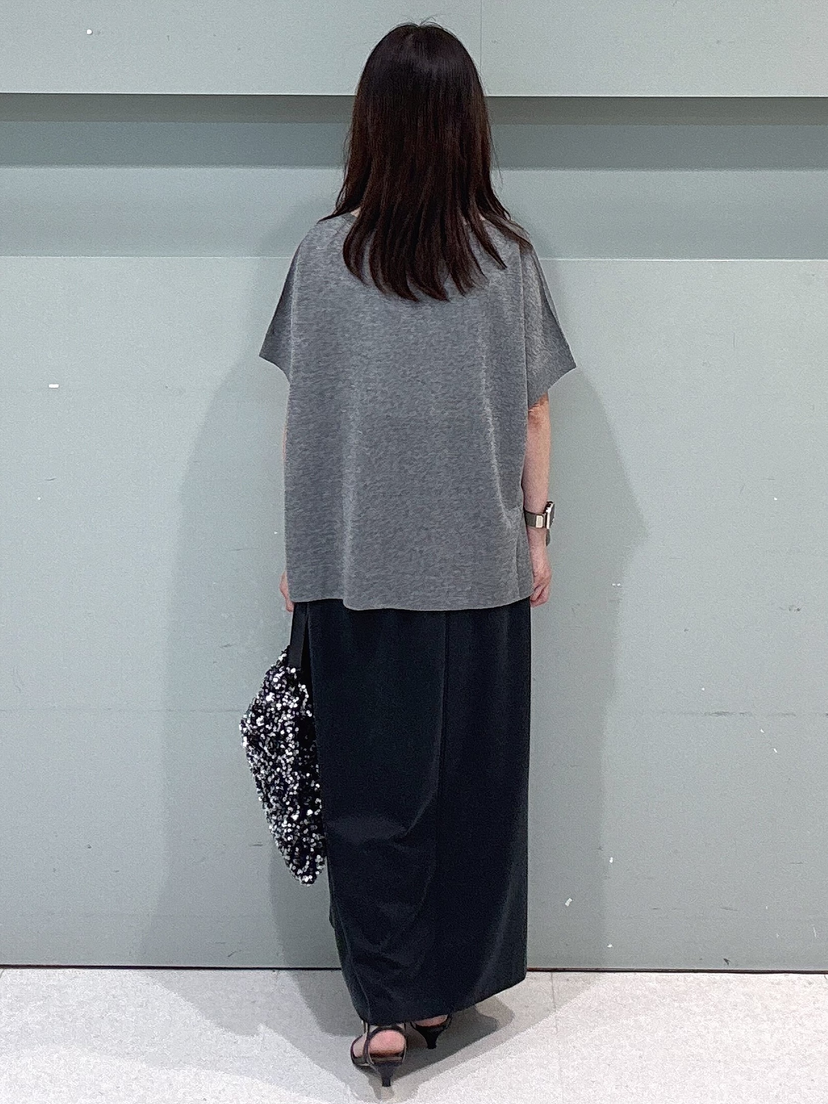 makiさんの「UNTITLED｜【アンサンブル可/品のある透け感】Tシャツ風ニットトップス」を使ったコーディネート