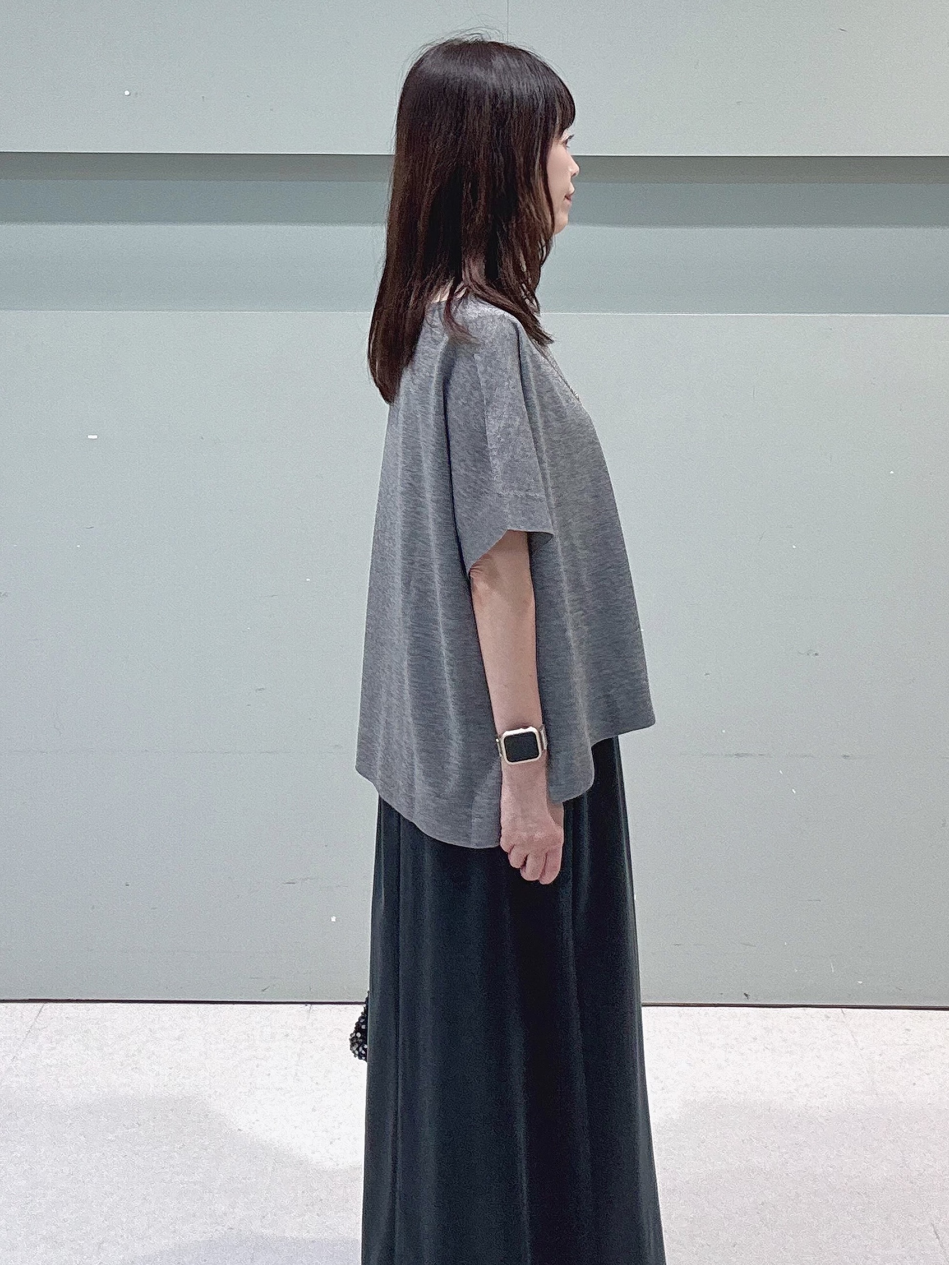 makiさんの「UNTITLED｜【アンサンブル可/品のある透け感】Tシャツ風ニットトップス」を使ったコーディネート