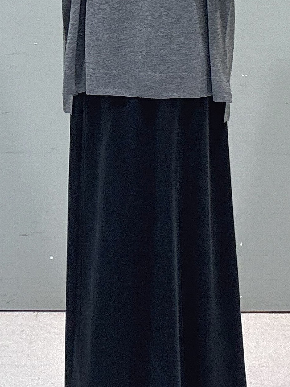 makiさんの「UNTITLED｜【アンサンブル可/品のある透け感】Tシャツ風ニットトップス」を使ったコーディネート