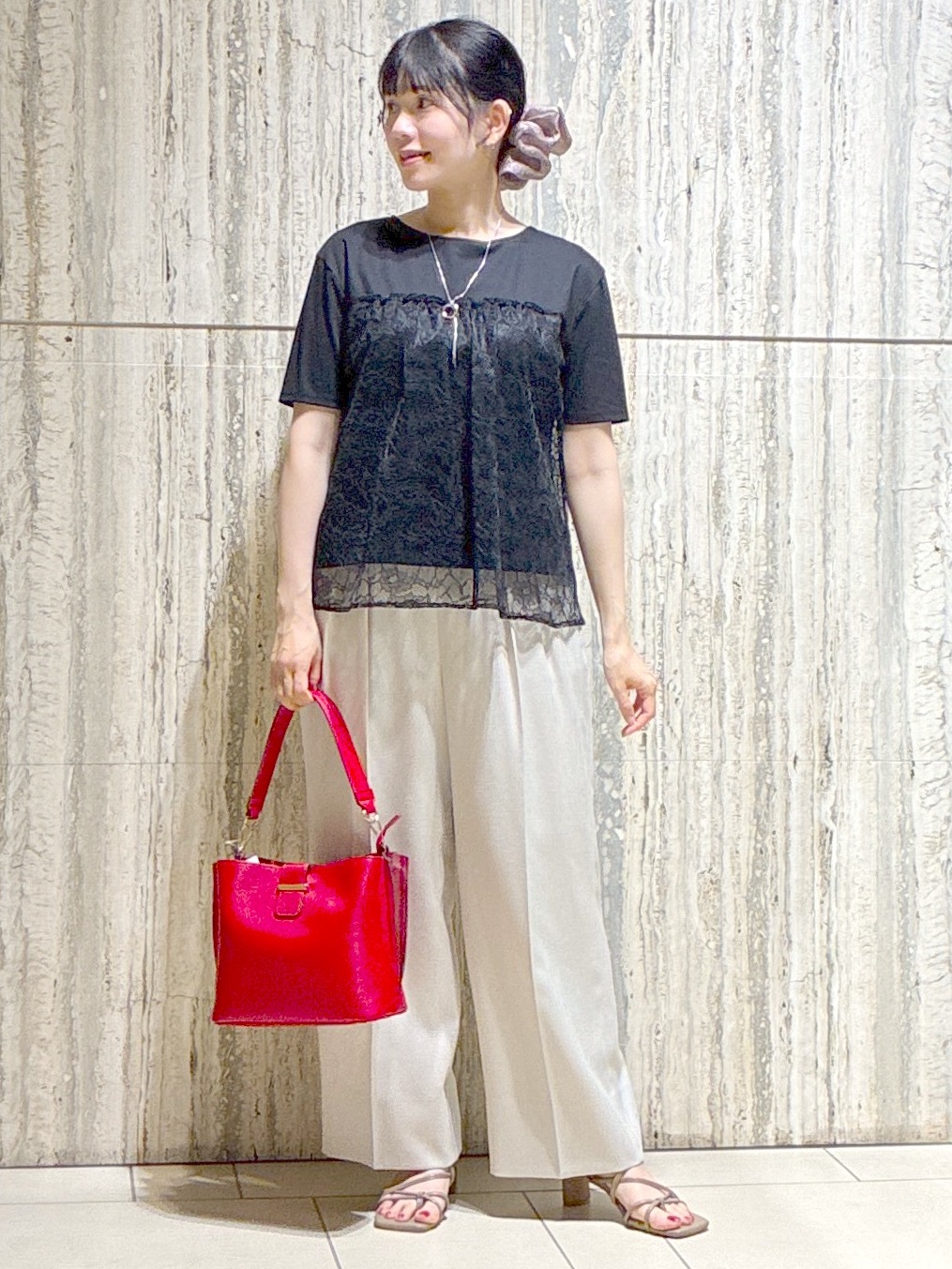  beni_gingerさんの「Reflect｜【UVカット／接触冷感／手洗い可】ラッセルレースプルオーバー」を使ったコーディネート