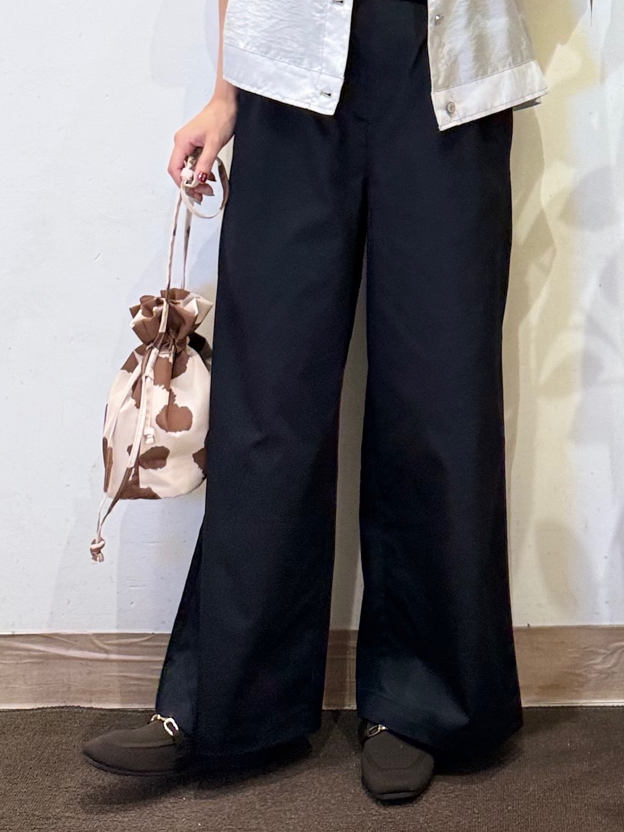 misakiさんの「SHOO･LA･RUE｜【S-LL/洗濯機可】Gジャン風 軽く羽織れるシアージャケット」を使ったコーディネート