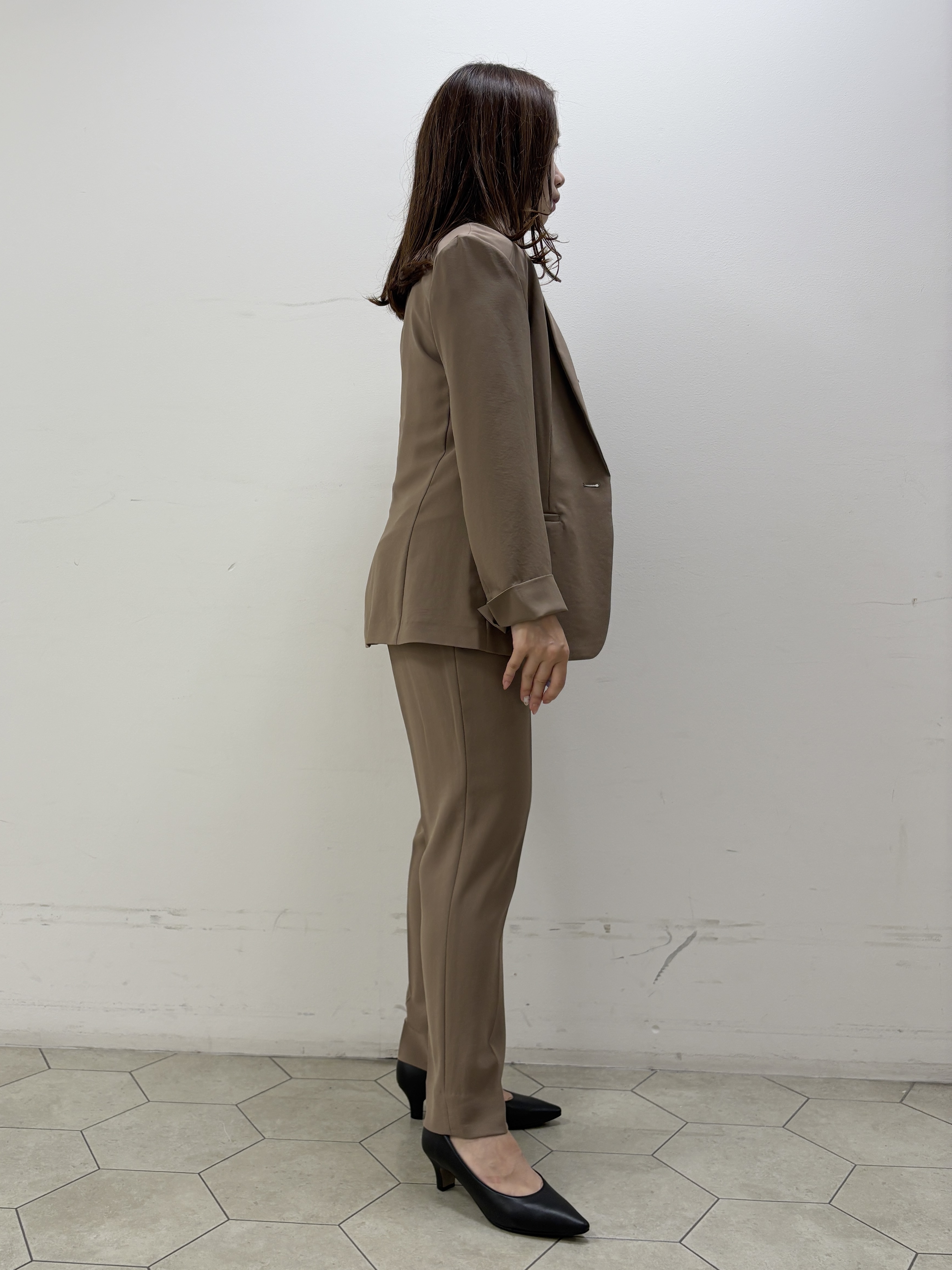 kahoさんの「INDIVI｜【接触冷感/UVケア/着る日傘】カラーレスジャケット」を使ったコーディネート