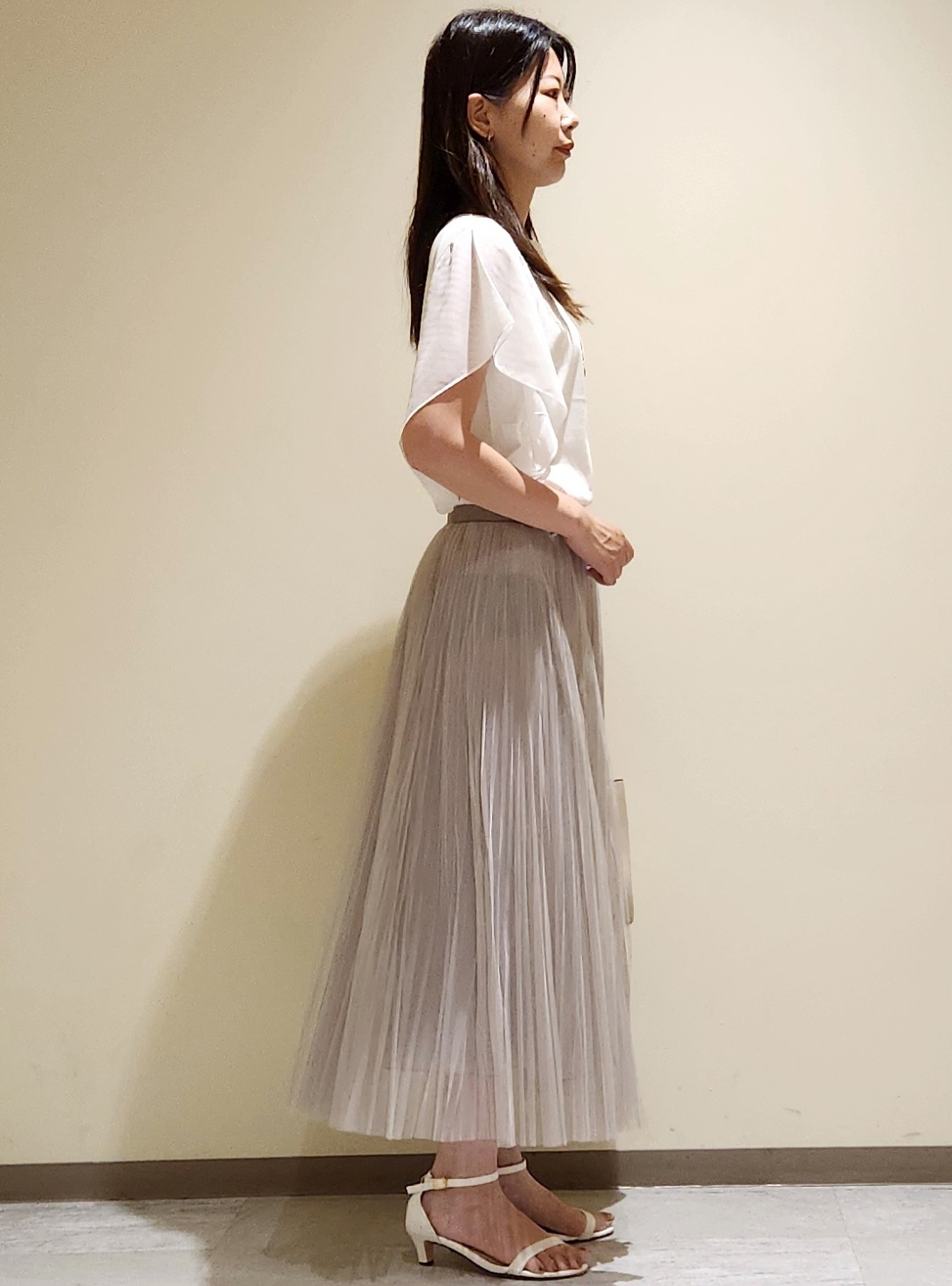 yukaさんの「COUP DE CHANCE｜【手洗い可／日本製】フレンチシアーカットソー」を使ったコーディネート