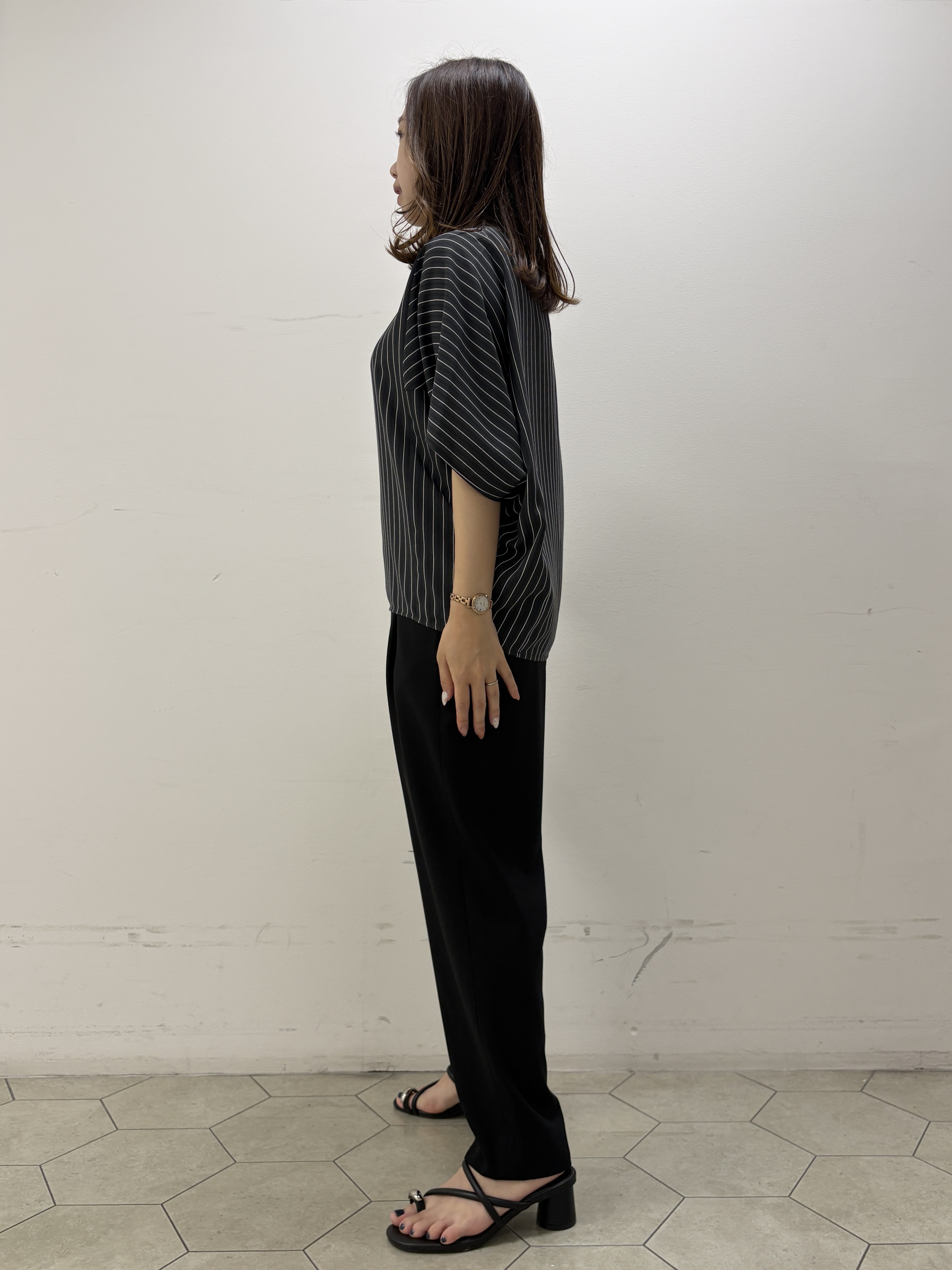 kahoさんの「INDIVI｜【UVケア／接触冷感】ジョーゼットドルマンブラウス」を使ったコーディネート