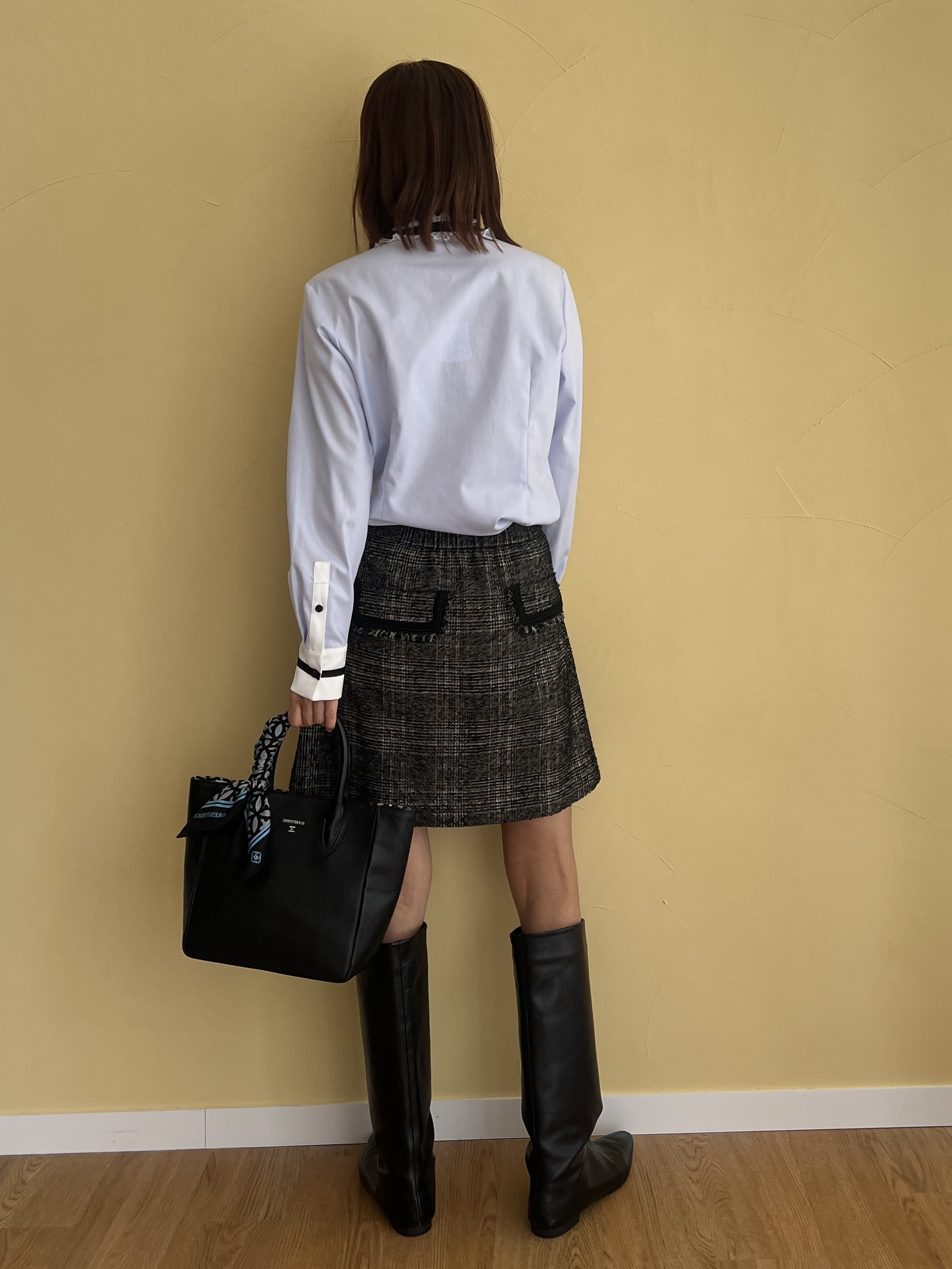 misaさんの「DRESSTERIOR｜【撥水仕様】シュリンクレザー トートバッグ」を使ったコーディネート