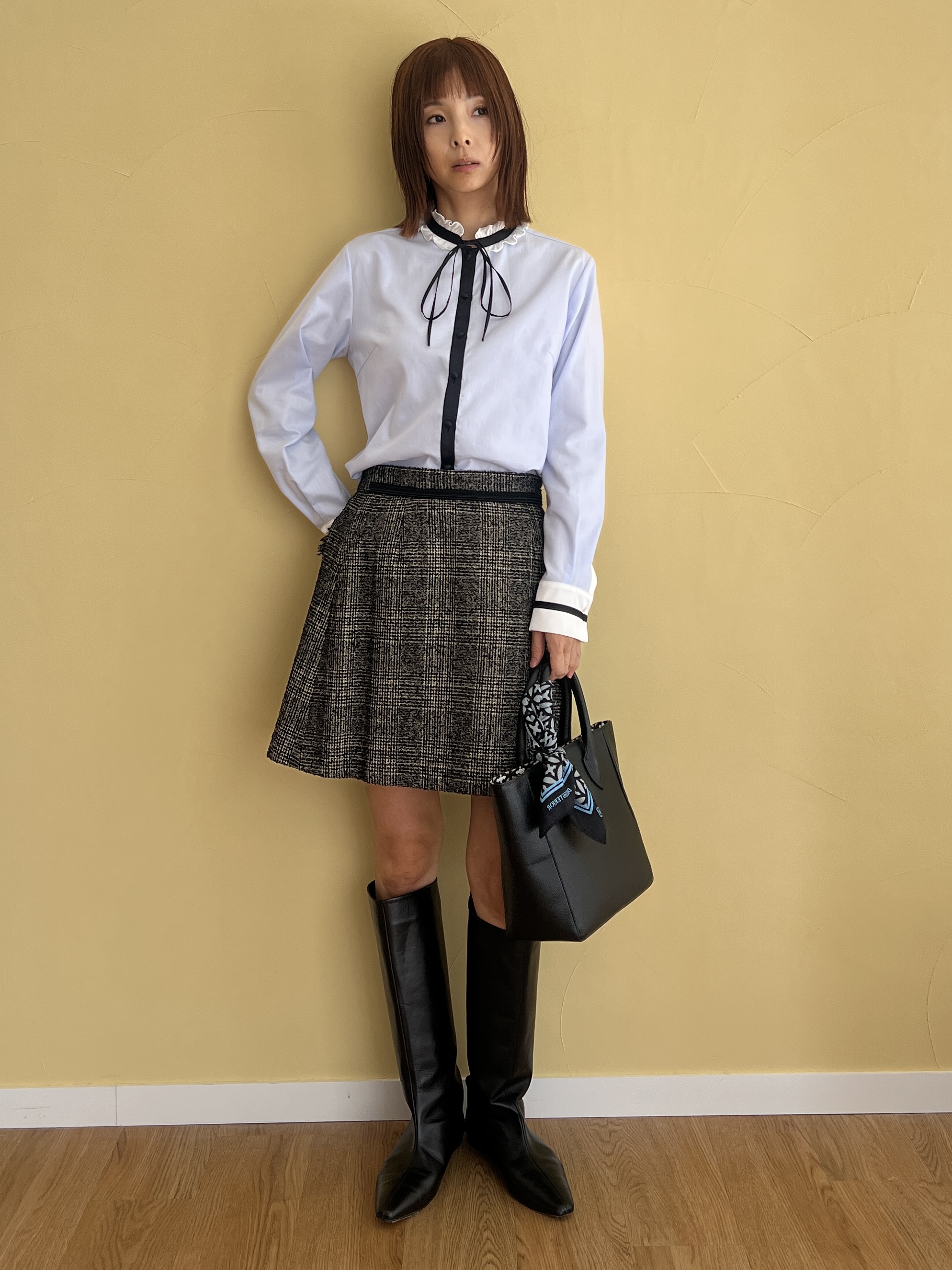 misaさんの「DRESSTERIOR｜【撥水仕様】シュリンクレザー トートバッグ」を使ったコーディネート
