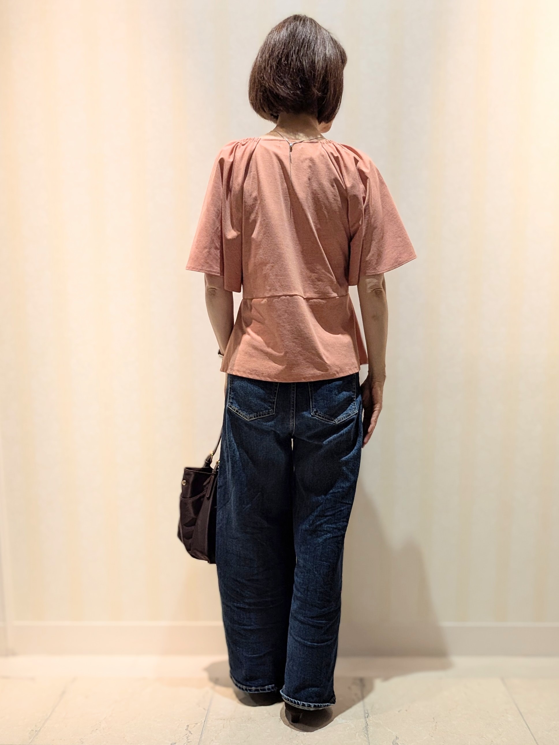 Ariさんの「Reflect｜【UVカット／接触冷感／吸水速乾】フレアスリーブペプラムカットソー」を使ったコーディネート