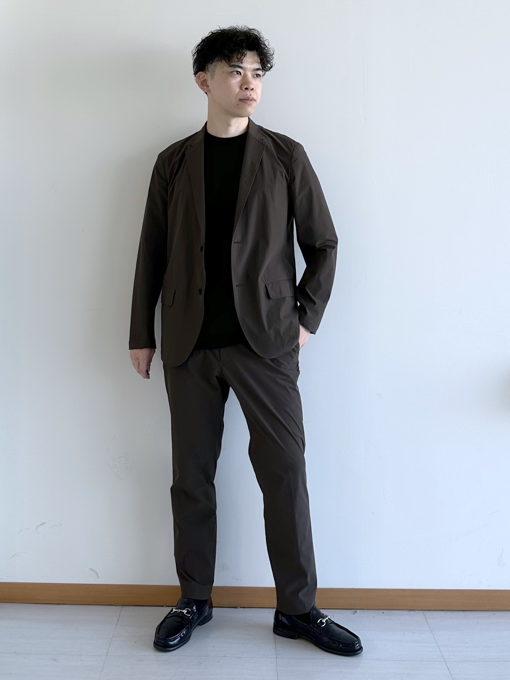 イッシーさんの「TAKEO KIKUCHI｜3Dナイロン ジャケット」を使ったコーディネート