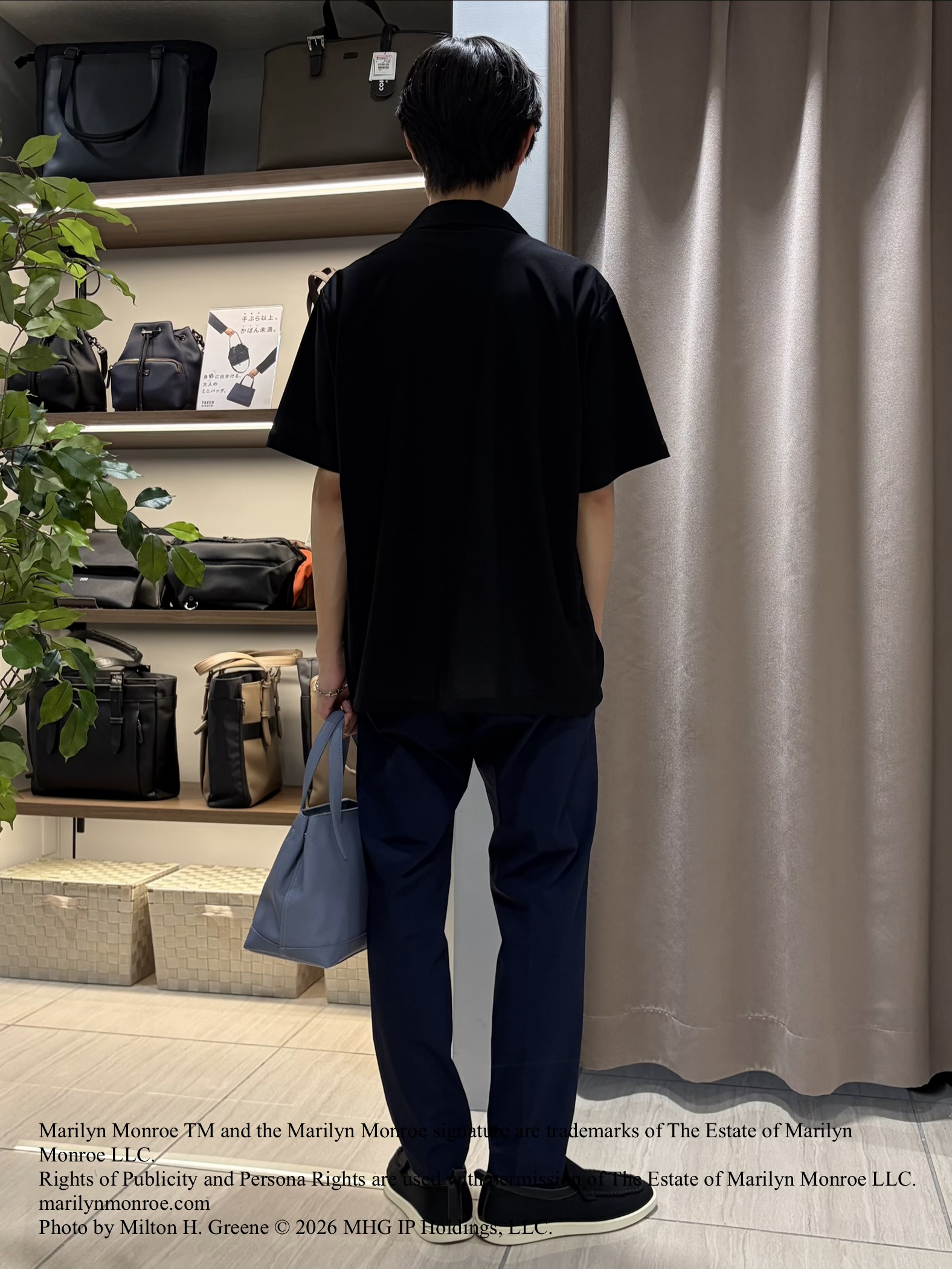 hiroさんの「TAKEO KIKUCHI｜【別注】マリリン・モンロー/フォトTシャツ」を使ったコーディネート