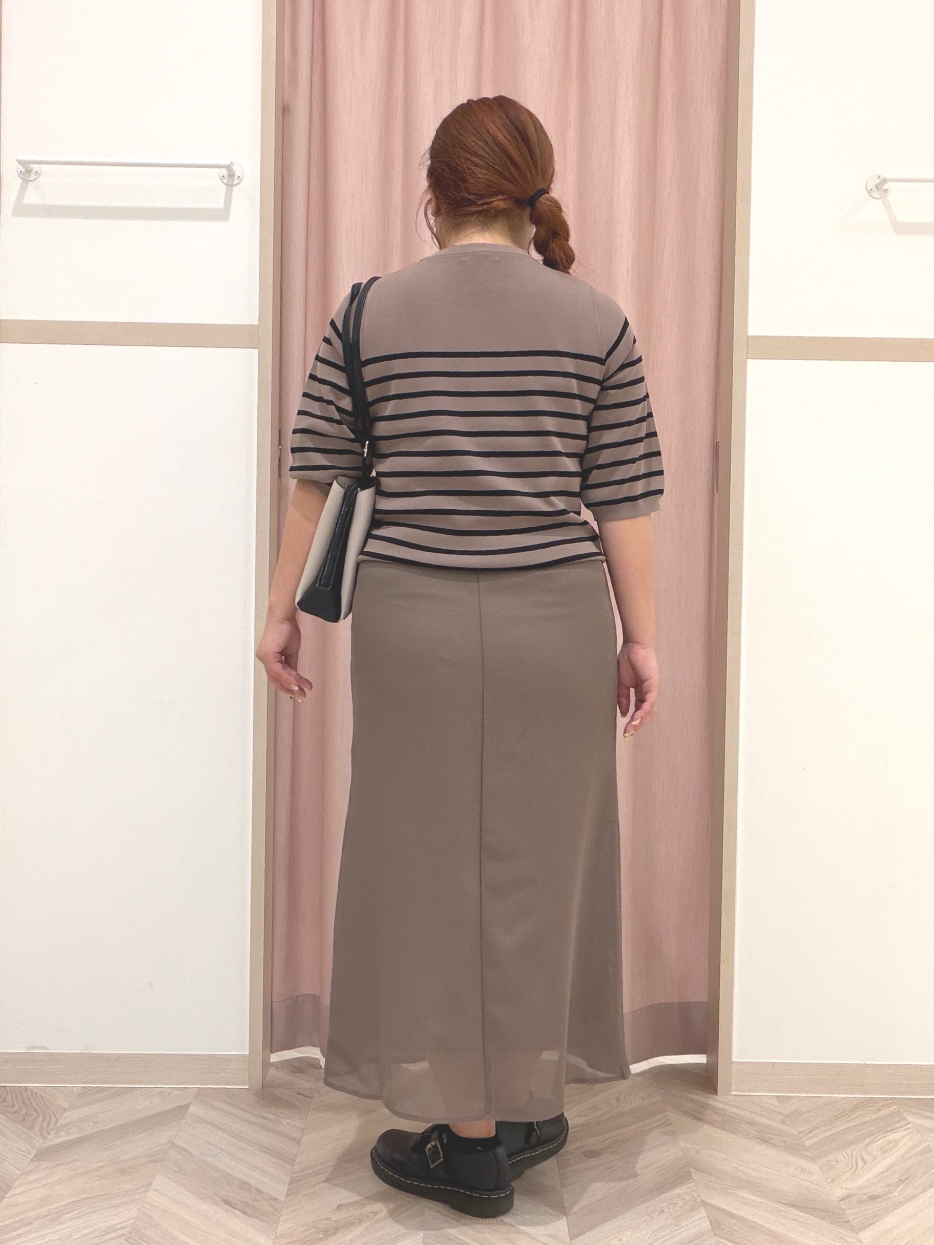 まちゃんなちゃんさんの「SHOO･LA･RUE｜【ガンガン洗える/ひんやり/UV/毛玉になりにくい】二の腕見せない 5分袖ニット」を使ったコーディネート
