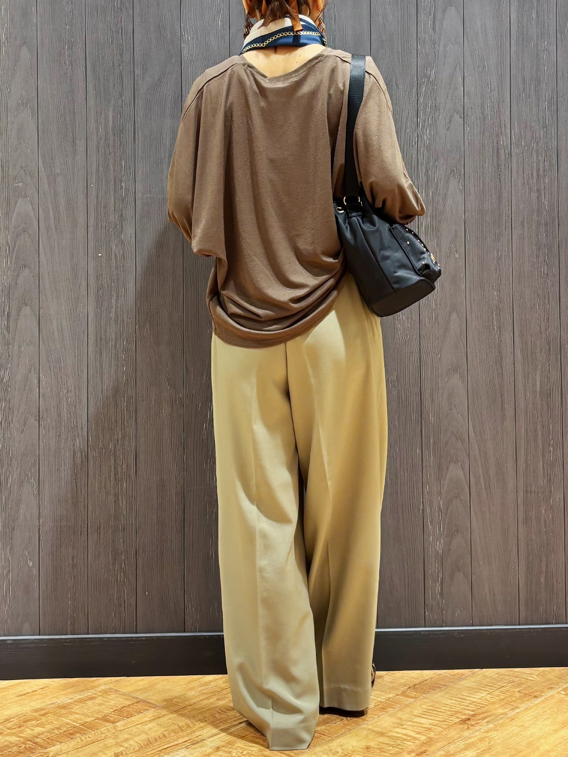 meiさんの「SHOO･LA･RUE｜【ひんやり/UV/体型カバー】冷房や朝晩の冷え込み対策にも さらとろ 5分袖ドルマンカーディガン」を使ったコーディネート
