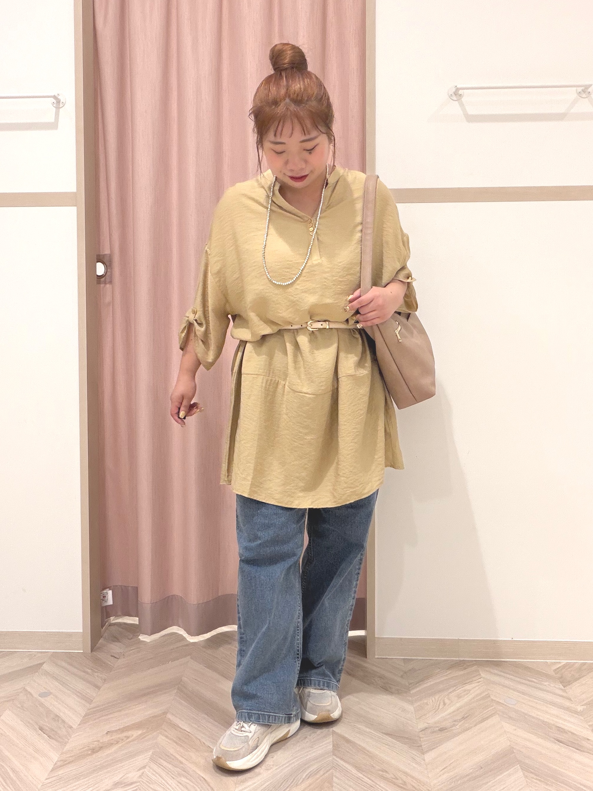 まちゃんなちゃんさんの「SHOO･LA･RUE｜【ひんやり/S-LL/洗濯後しわになりにくい】秋まで活躍 ゆるっとリラックス 7分袖チュニック」を使ったコーディネート