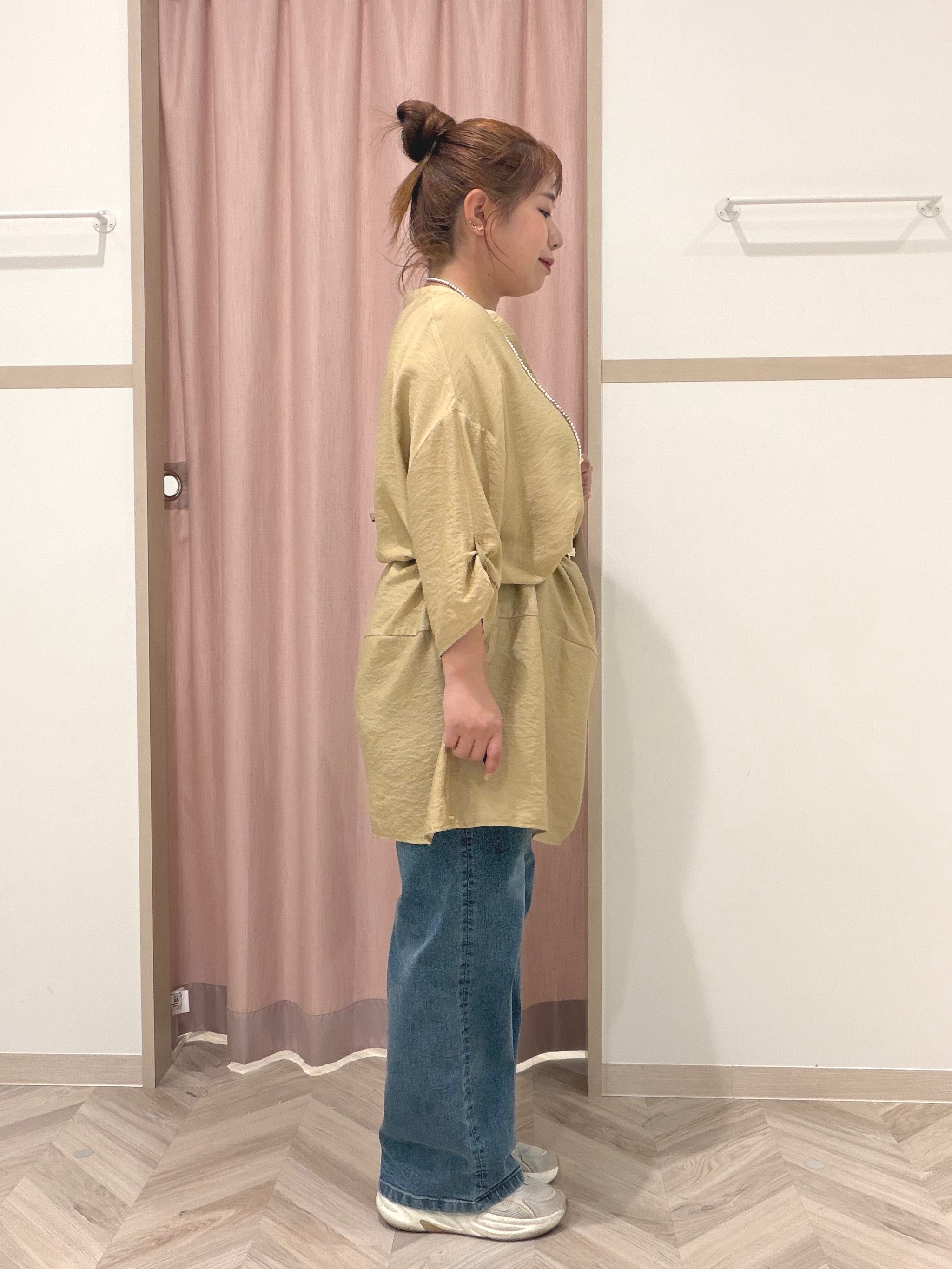 まちゃんなちゃんさんの「SHOO･LA･RUE｜【ひんやり/S-LL/洗濯後しわになりにくい】秋まで活躍 ゆるっとリラックス 7分袖チュニック」を使ったコーディネート
