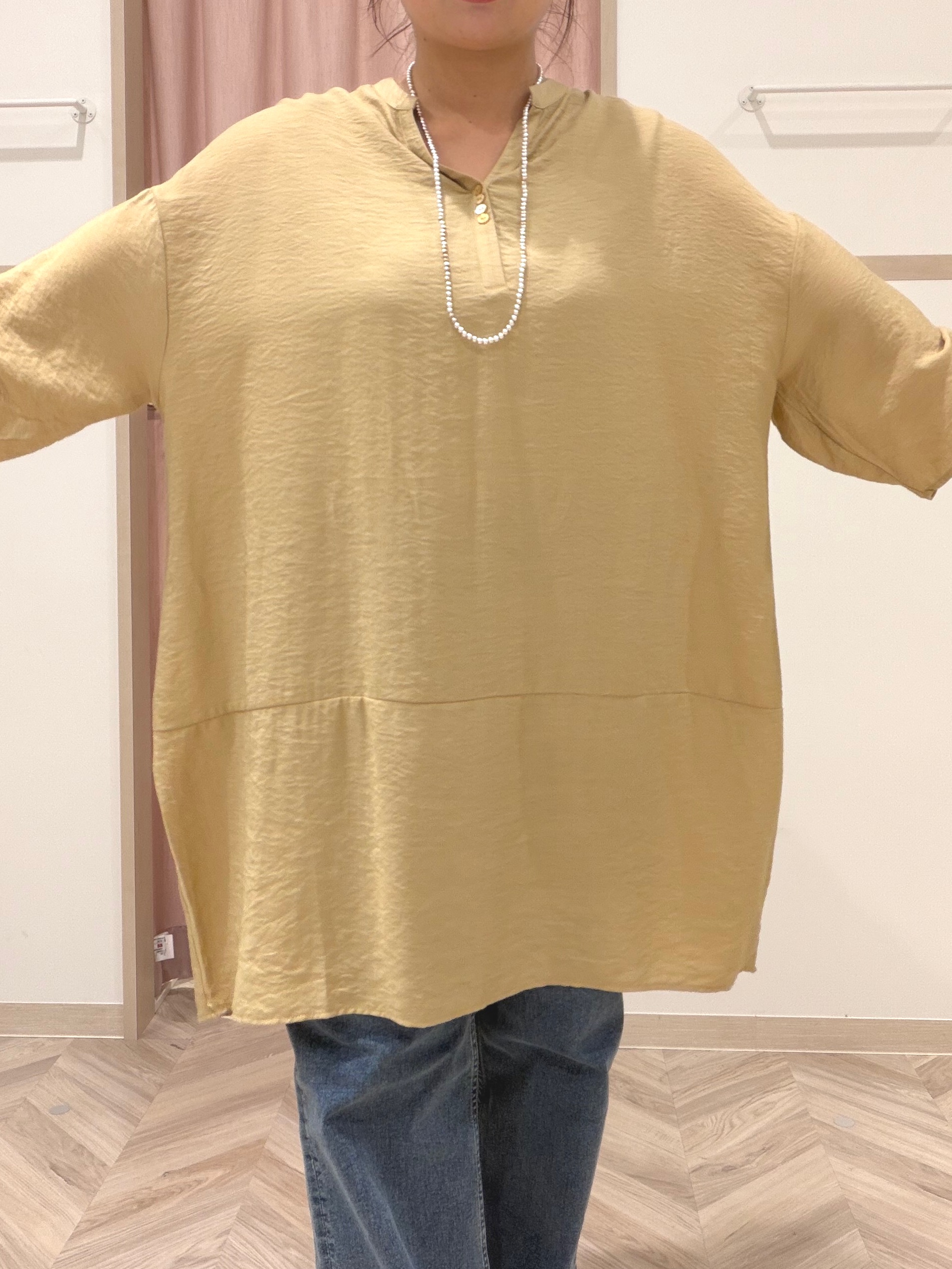まちゃんなちゃんさんの「SHOO･LA･RUE｜【ひんやり/S-LL/洗濯後しわになりにくい】秋まで活躍 ゆるっとリラックス 7分袖チュニック」を使ったコーディネート