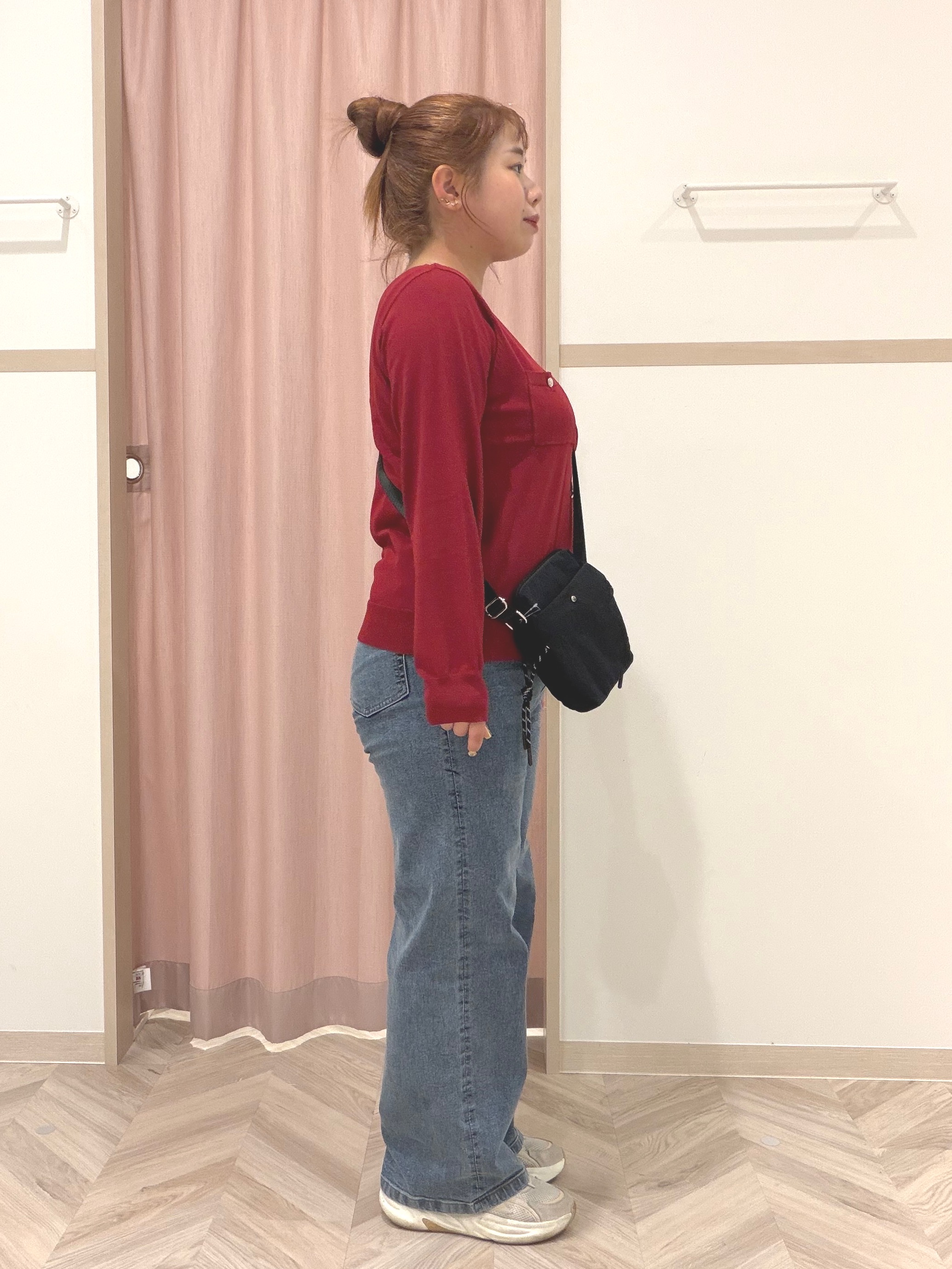 まちゃんなちゃんさんの「SHOO･LA･RUE｜【洗濯機可/S-LL】金ボタンが上品に。さらさらタッチカーディガン」を使ったコーディネート