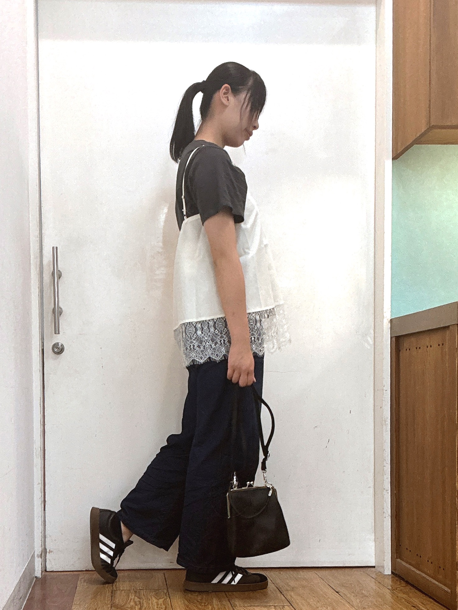 Karinさんの「SHOO･LA･RUE｜【洗濯機可/S-LL】体型カバーしながらこなれ見え。レース付きキャミソール」を使ったコーディネート
