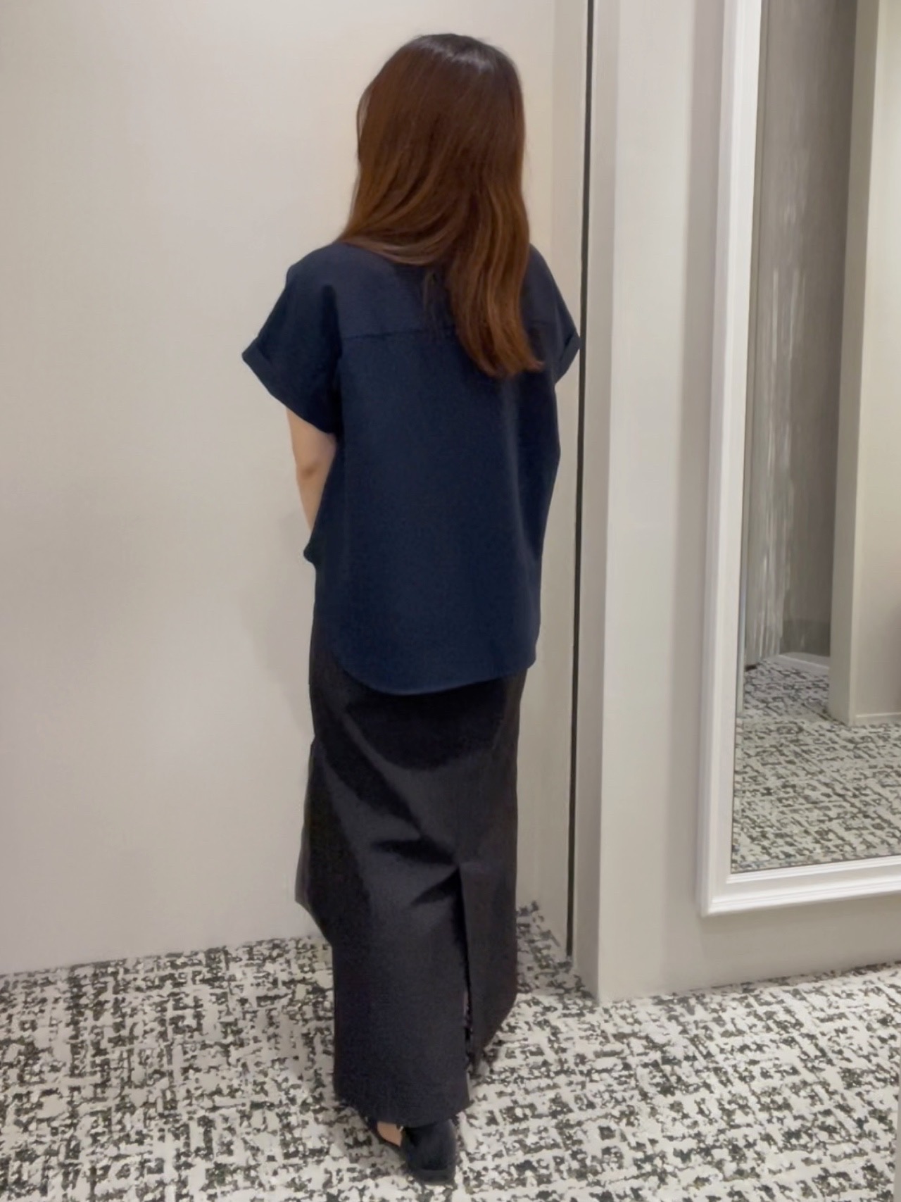 ELENAさんの「UNTITLED｜【残暑も快適/セットアップ可/接触冷感】エアリークールブラウス」を使ったコーディネート