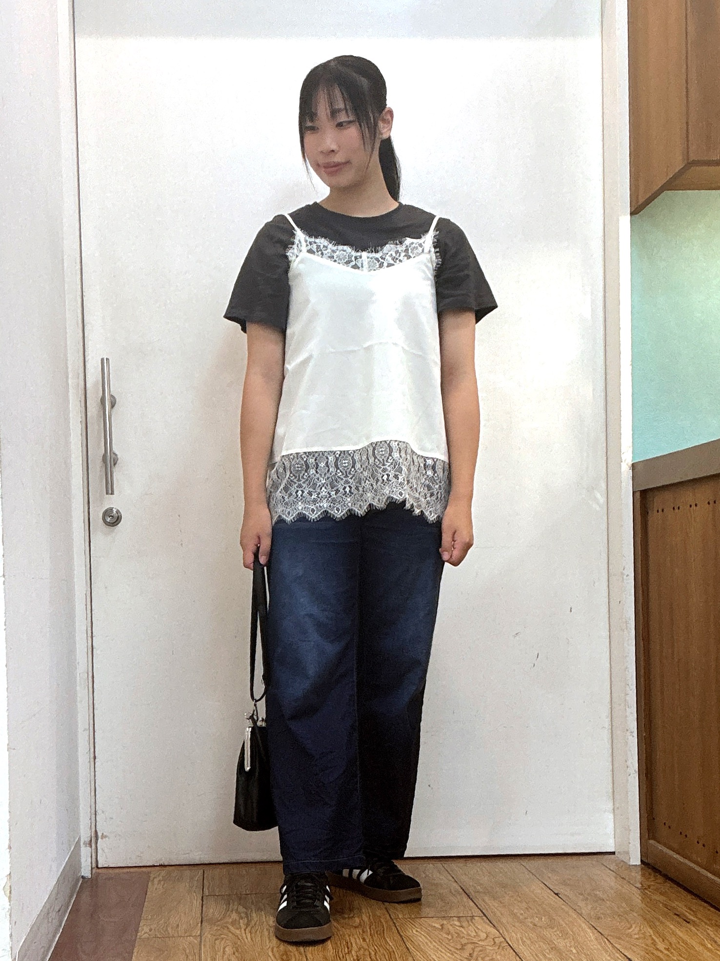 Karinさんの「SHOO･LA･RUE｜【洗濯機可/S-LL】体型カバーしながらこなれ見え。レース付きキャミソール」を使ったコーディネート