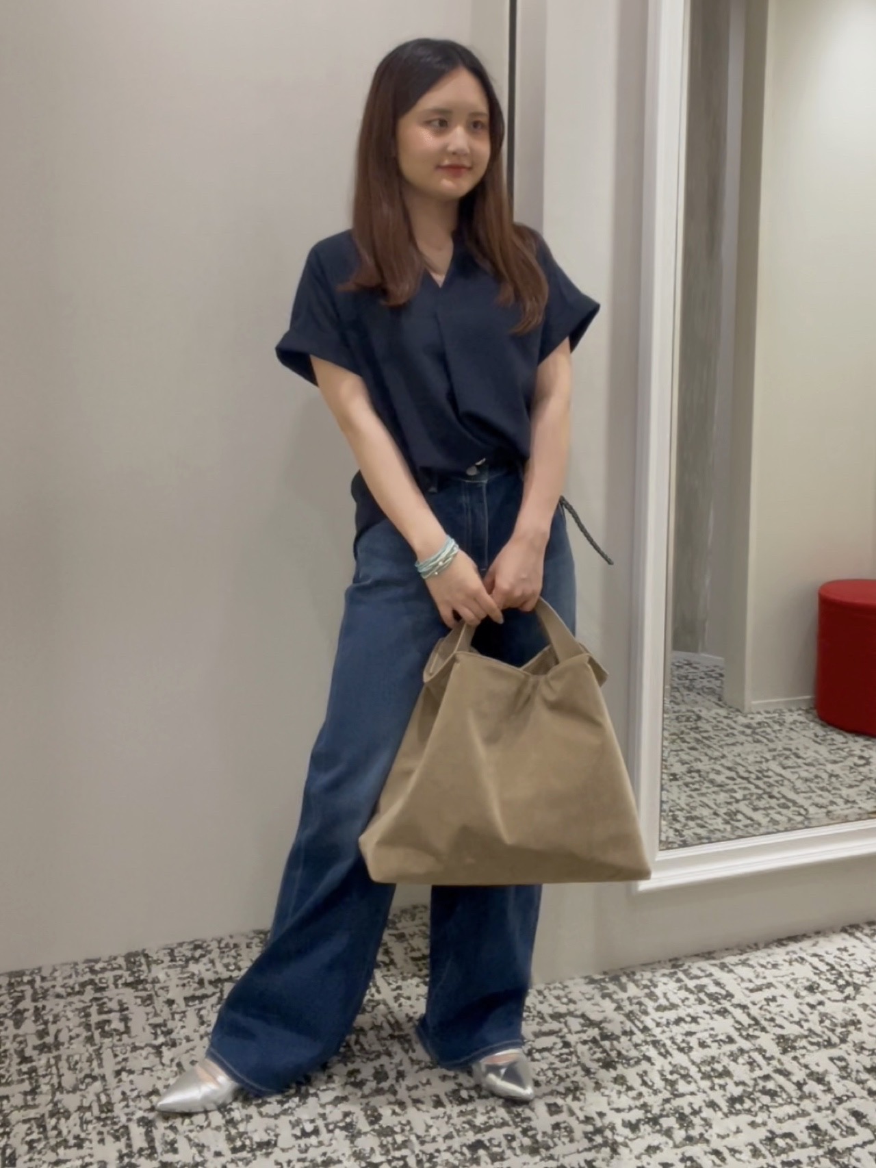 ELENAさんの「UNTITLED｜【残暑も快適/セットアップ可/接触冷感】エアリークールブラウス」を使ったコーディネート