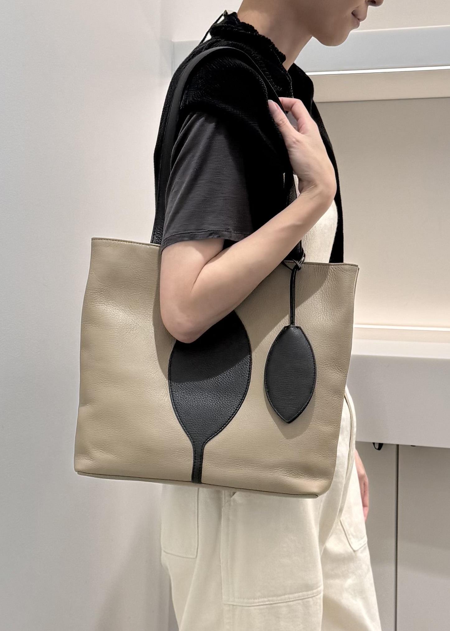 Kさんの「HIROKO HAYASHI｜SONATA（ソナタ）トートバッグ」を使ったコーディネート