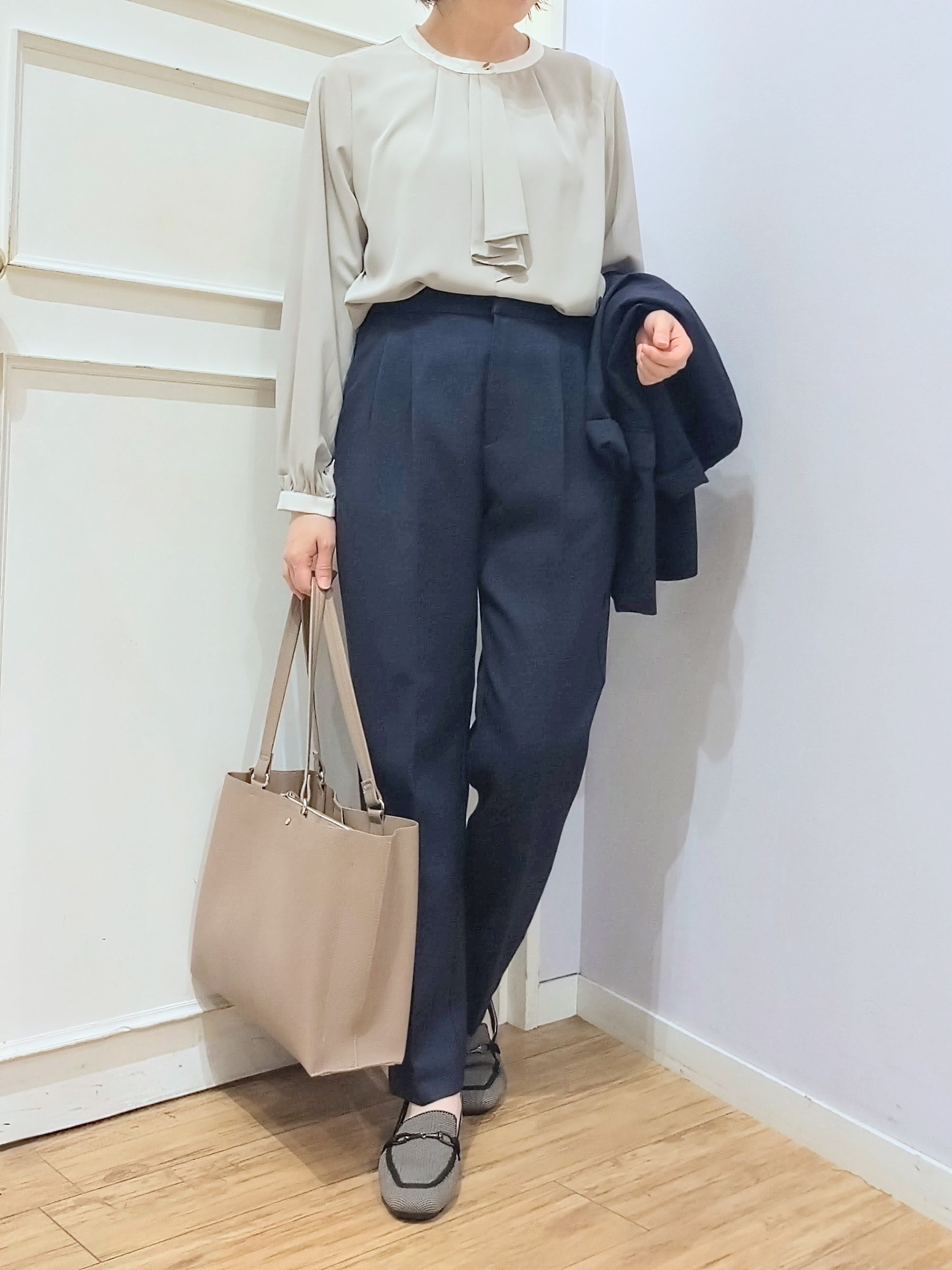 miomioさんの「SHOO･LA･RUE｜【セットアップ可/通勤/洗濯機可/SS-LL】オンオフ使える ダブルブレストジャケット」を使ったコーディネート