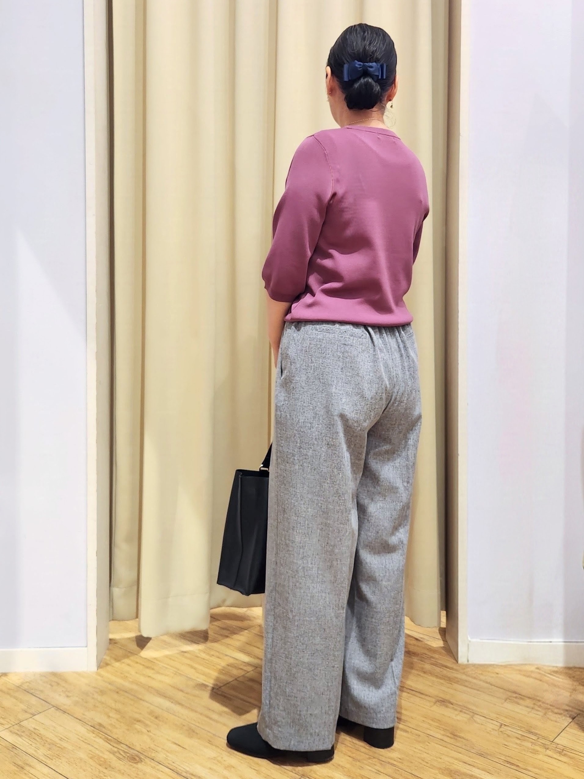 くまさんの「SHOO･LA･RUE｜【ガンガン洗える/ひんやり/UV/毛玉になりにくい】二の腕見せない 5分袖ニット」を使ったコーディネート