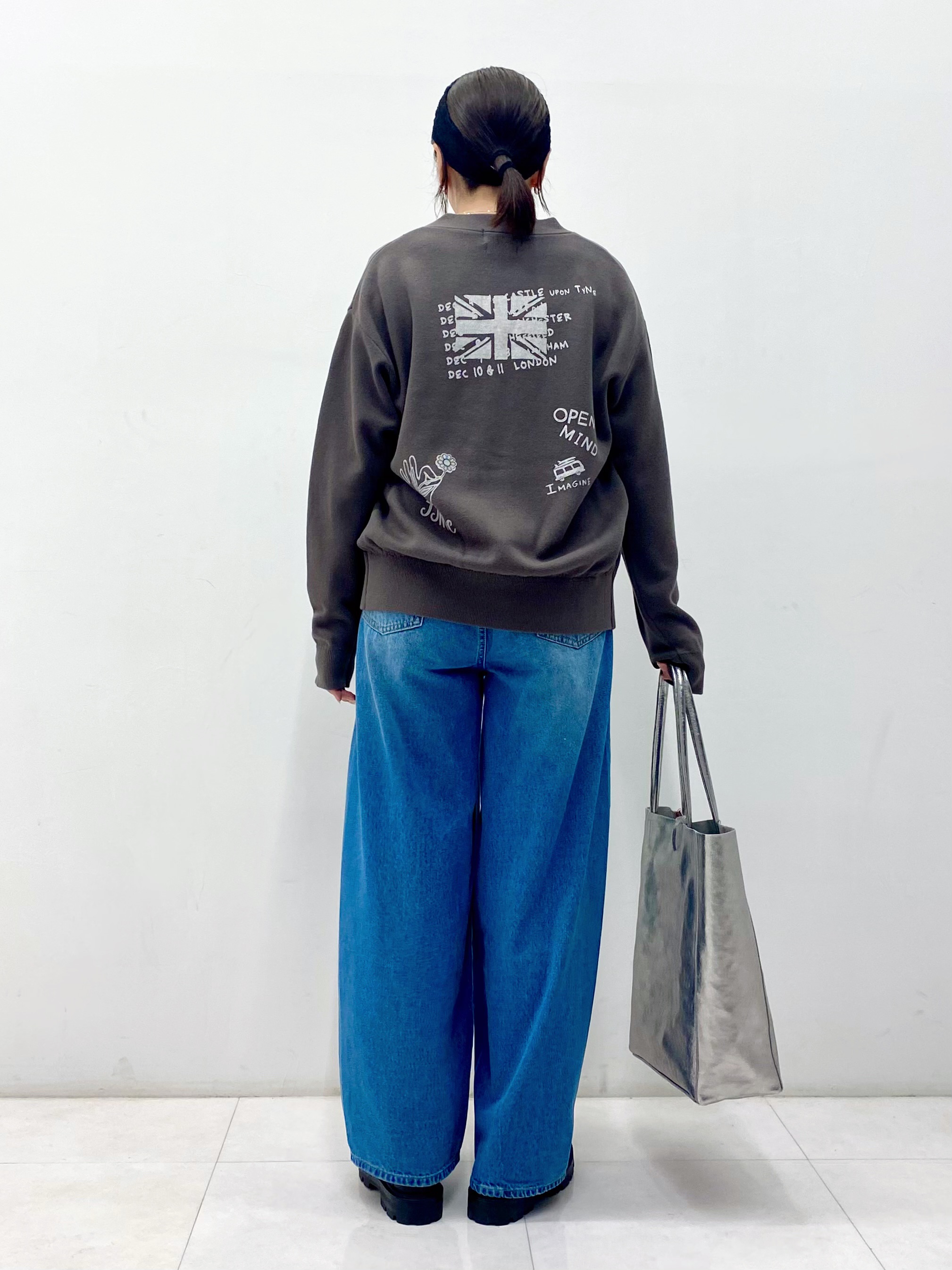 Sawaguchiさんの「DRESSTERIOR｜ドロスト バギーカービーデニム」を使ったコーディネート