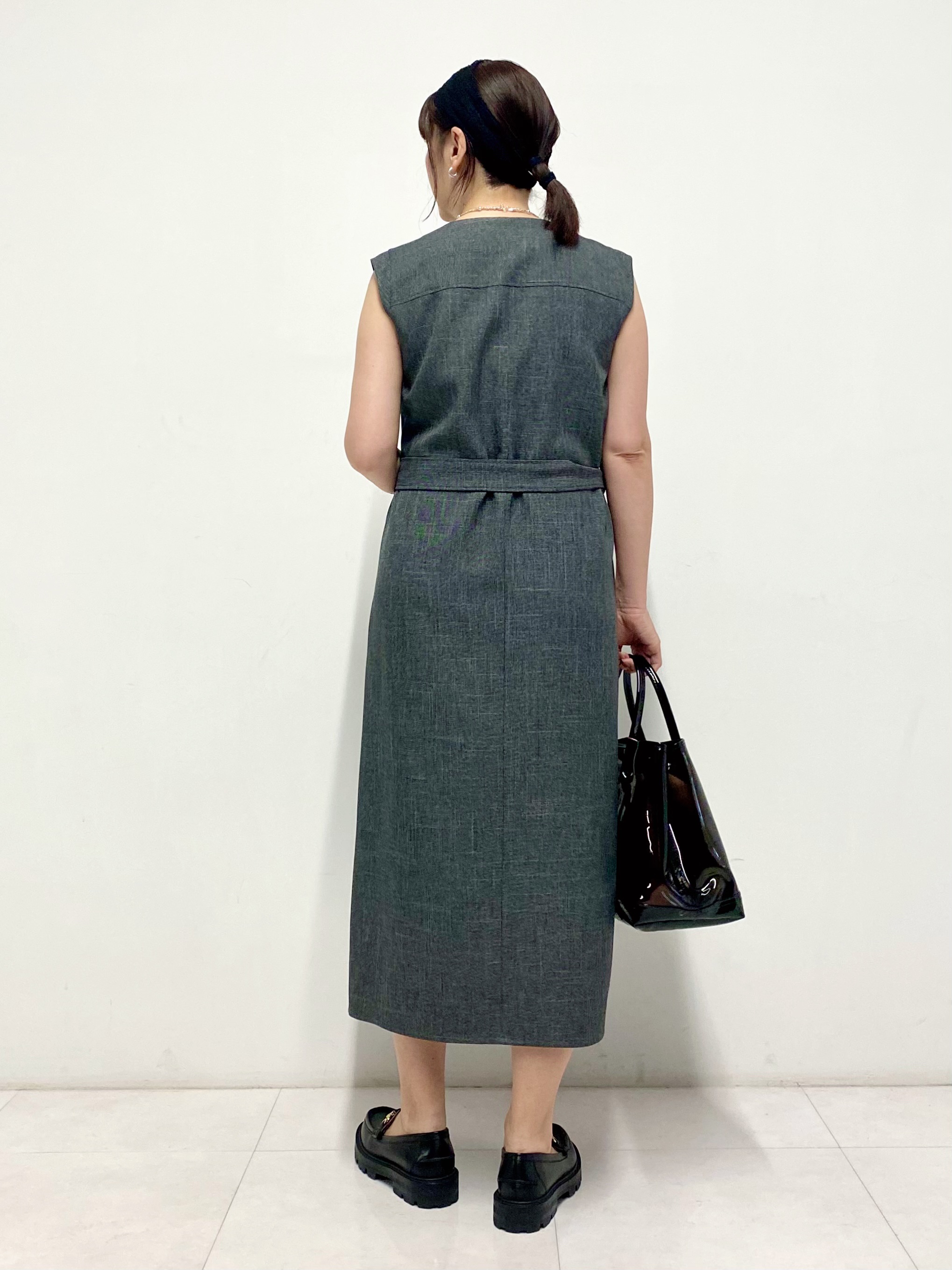 Sawaguchiさんの「DRESSTERIOR｜【ウォッシャブル】ツイードライクワンピース」を使ったコーディネート