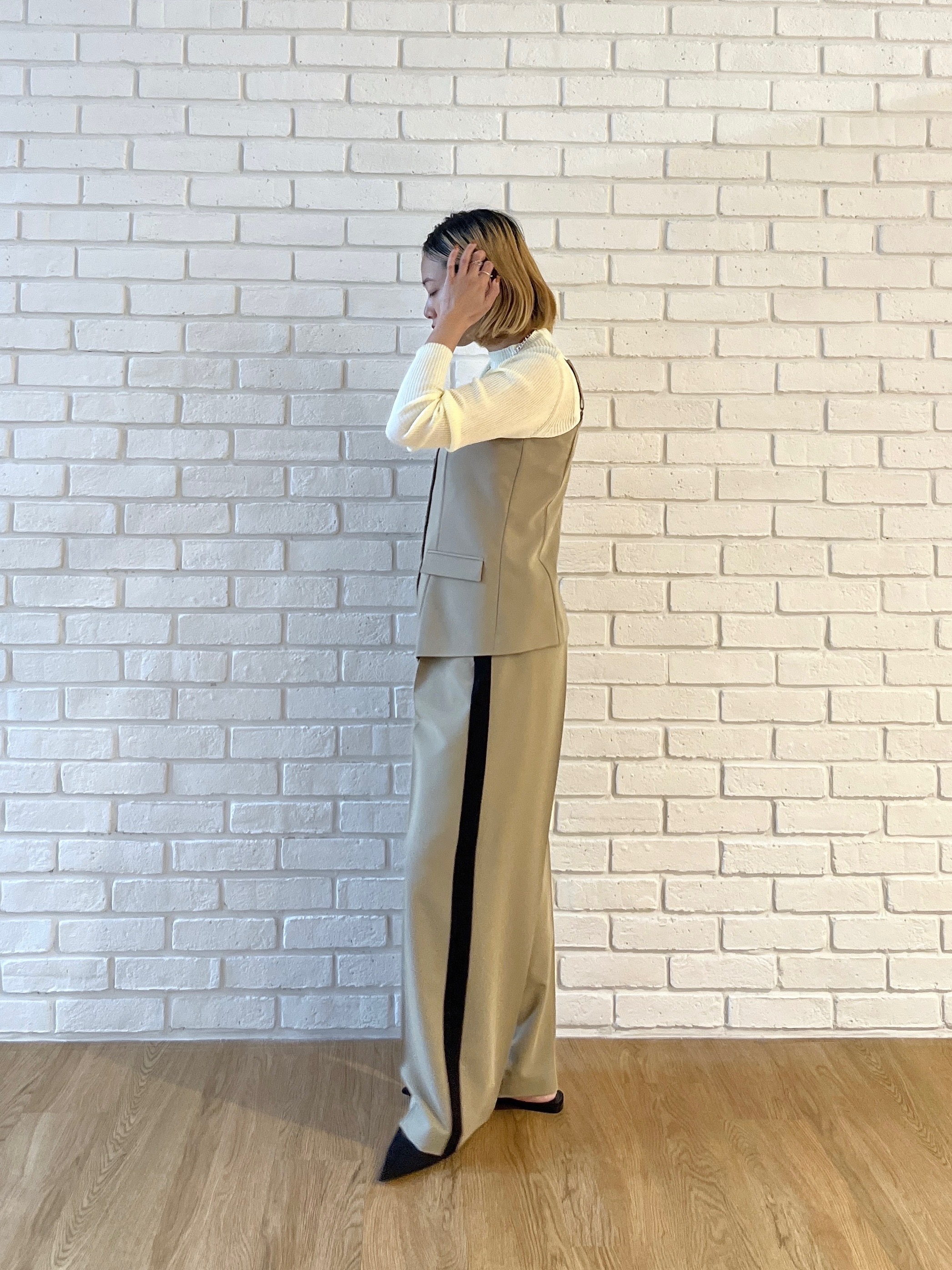 Harukaさんの「INDIVI｜Comfy Set Up｜キャミジレ【セットアップ対応／通勤／カセット服】」を使ったコーディネート