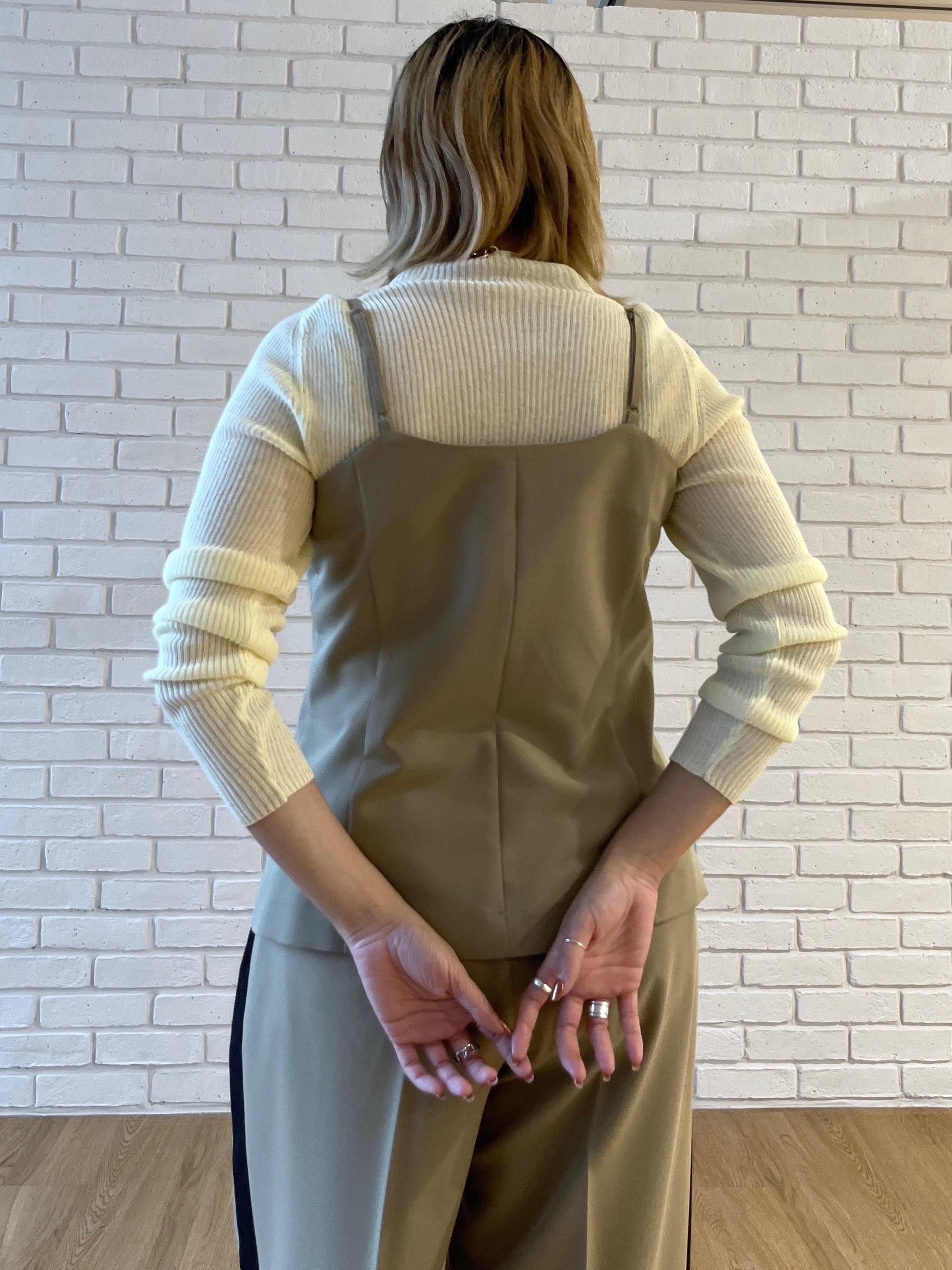 Harukaさんの「INDIVI｜Comfy Set Up｜キャミジレ【セットアップ対応／通勤／カセット服】」を使ったコーディネート