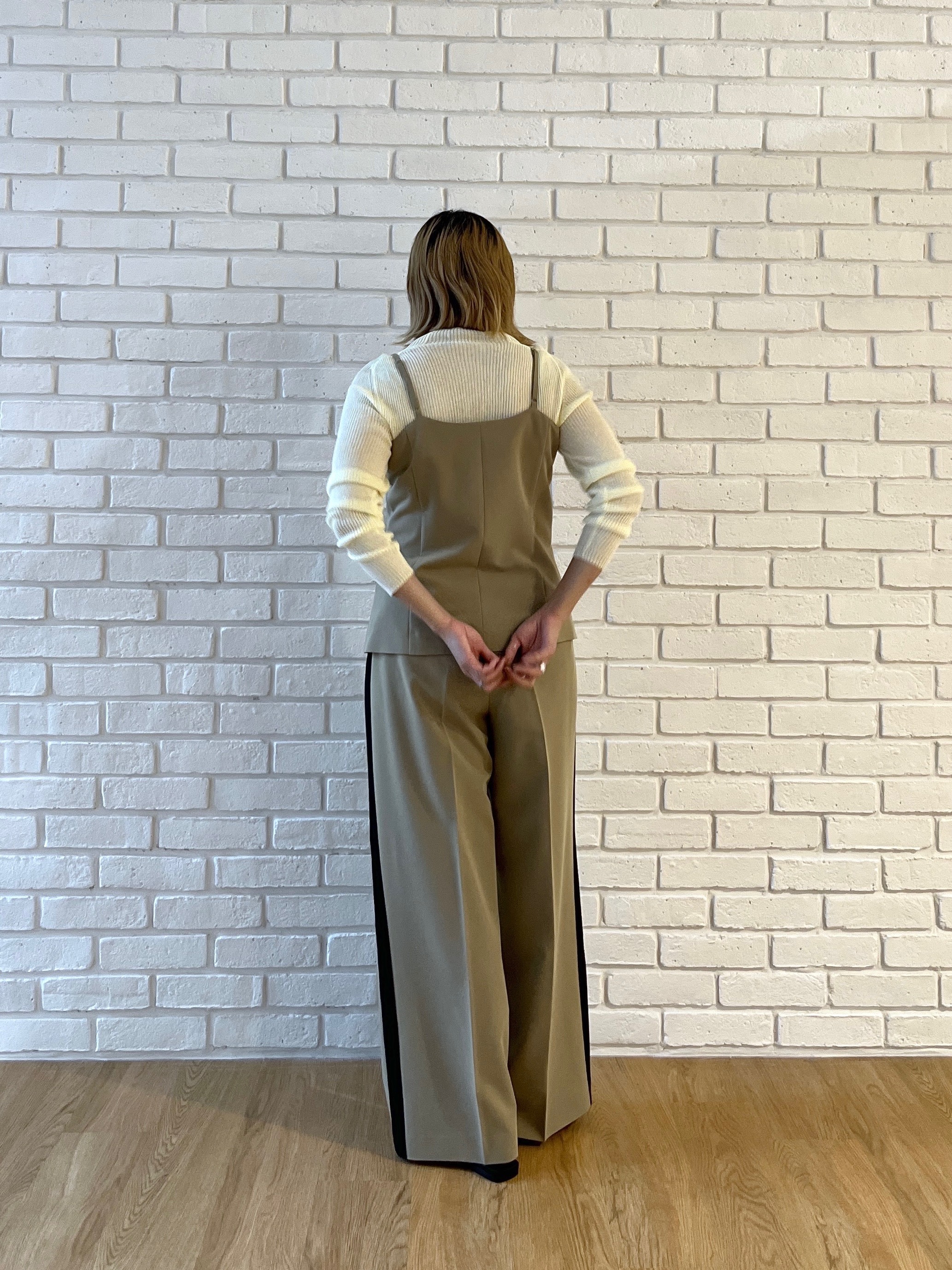 Harukaさんの「INDIVI｜Comfy Set Up｜キャミジレ【セットアップ対応／通勤／カセット服】」を使ったコーディネート