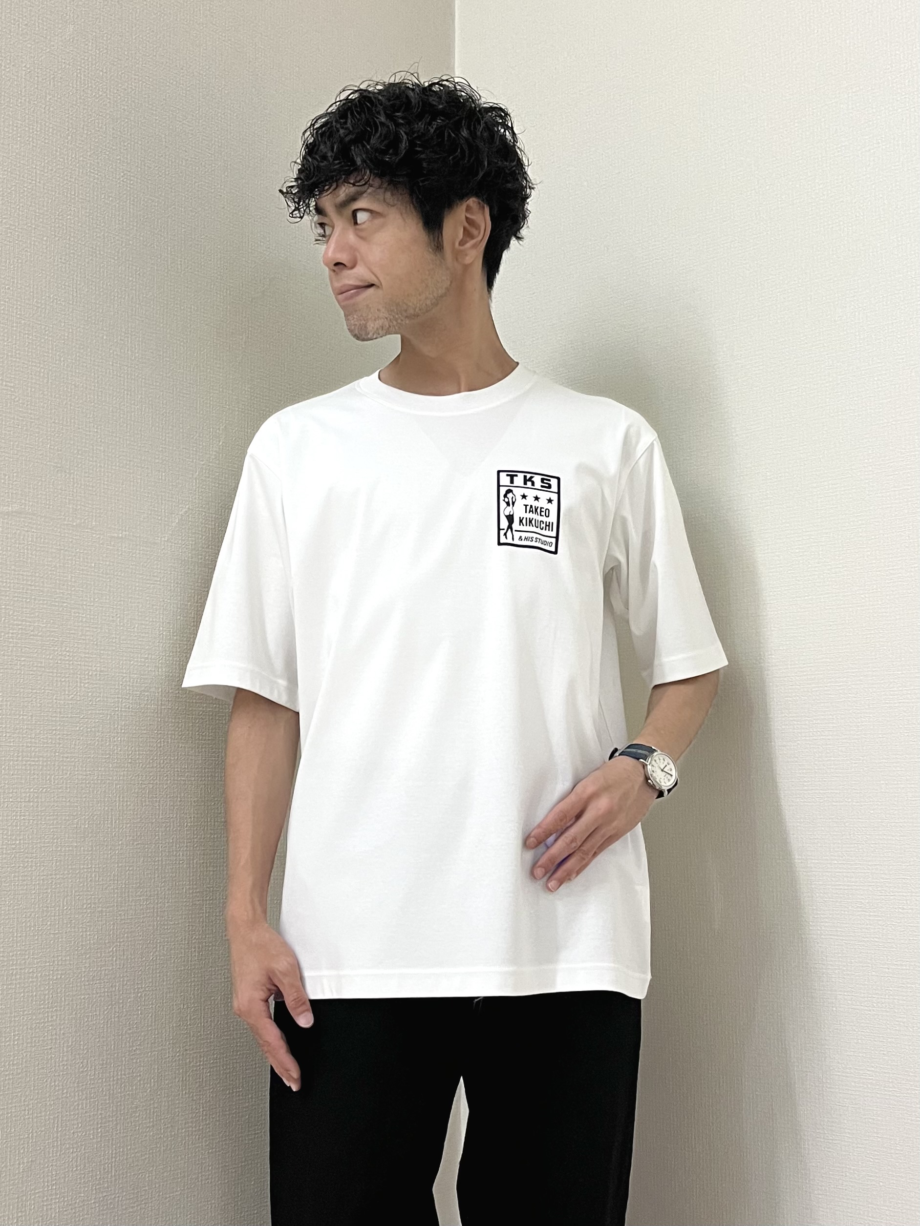 URAさんの「TAKEO KIKUCHI｜【BOWLER HAT LABEL】アイスクリアコットン ラッキーセブン 半袖Tシャツ」を使ったコーディネート