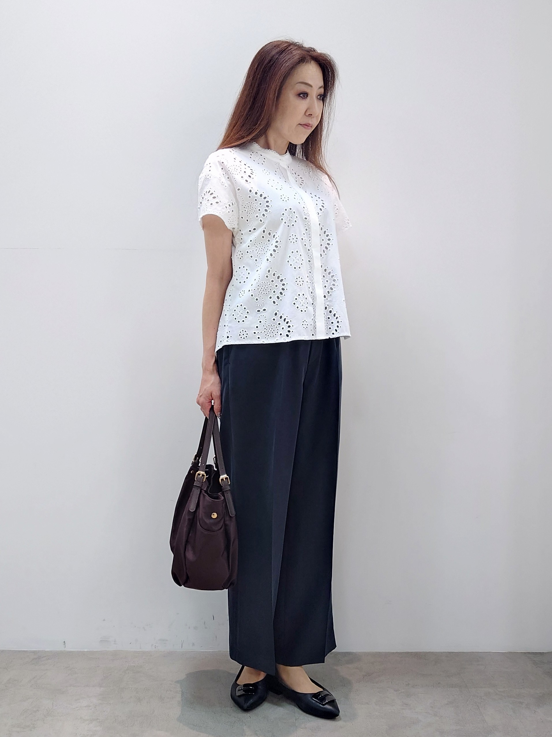 yoshiさんの「Reflect｜【通勤◎】カットワーク刺繍レース シャツブラウス」を使ったコーディネート