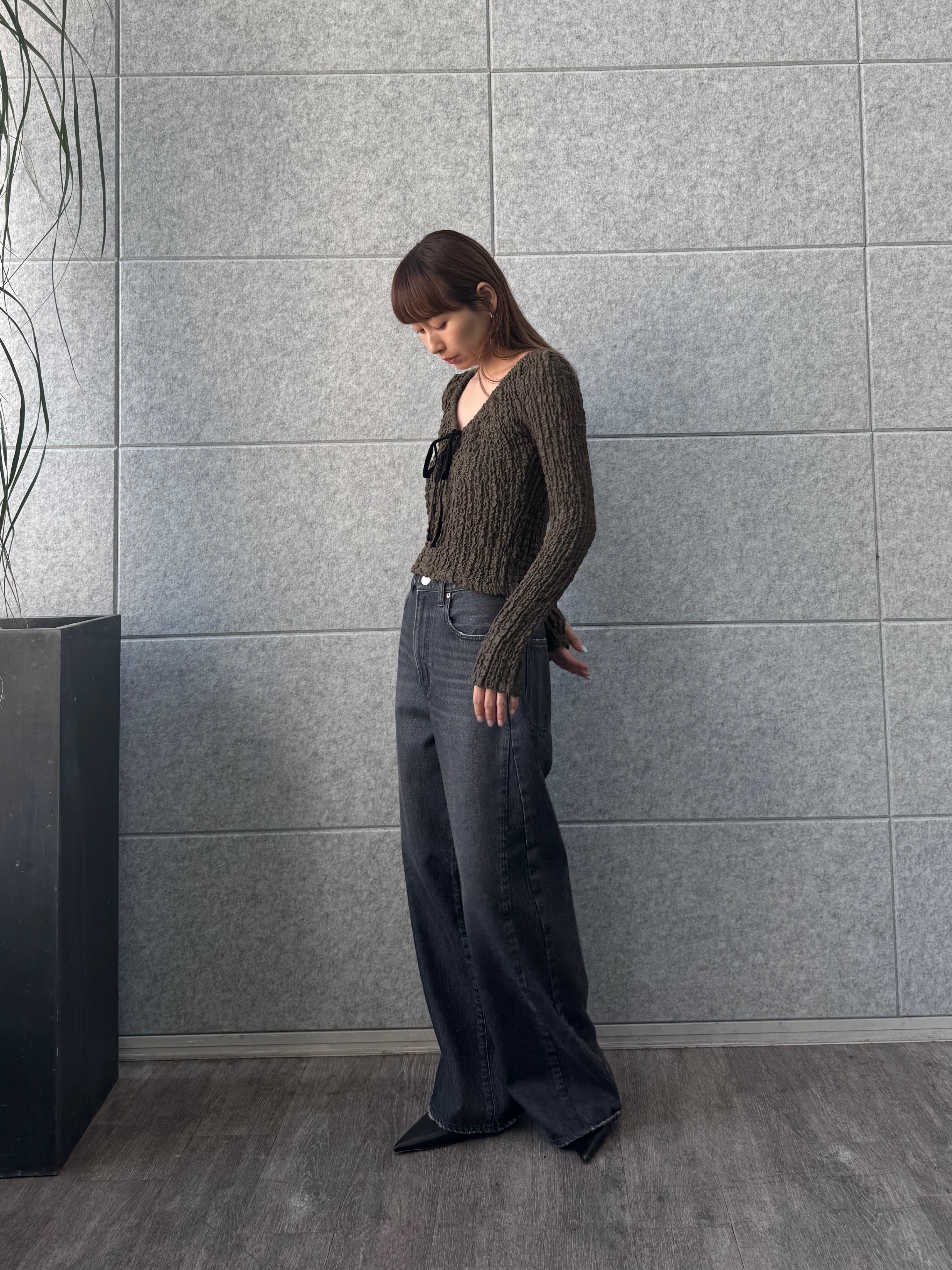 designer yukaさんの「CODE A｜crinkle ribbon 2way top」を使ったコーディネート