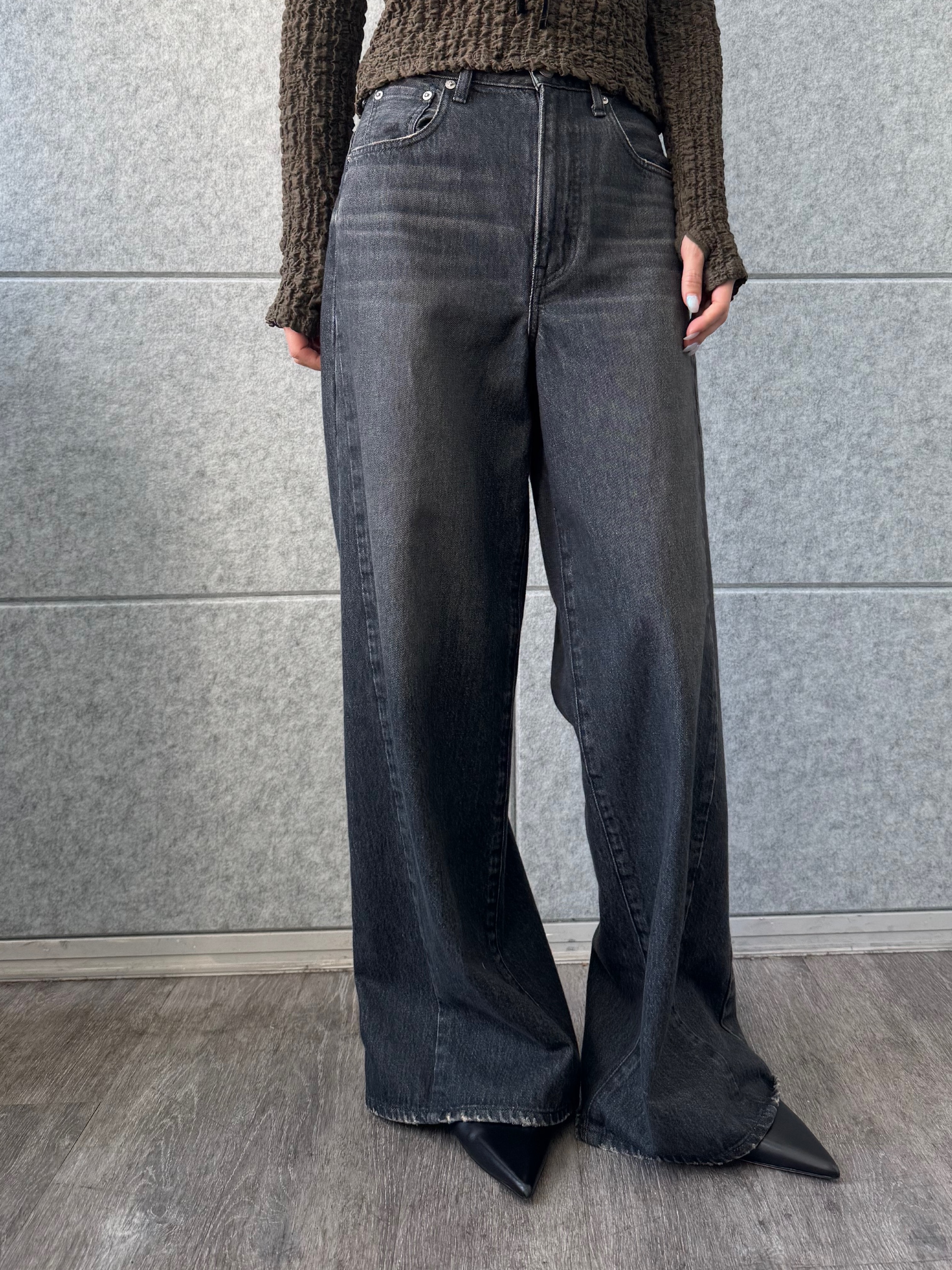 designer yukaさんの「CODE A｜crinkle ribbon 2way top」を使ったコーディネート