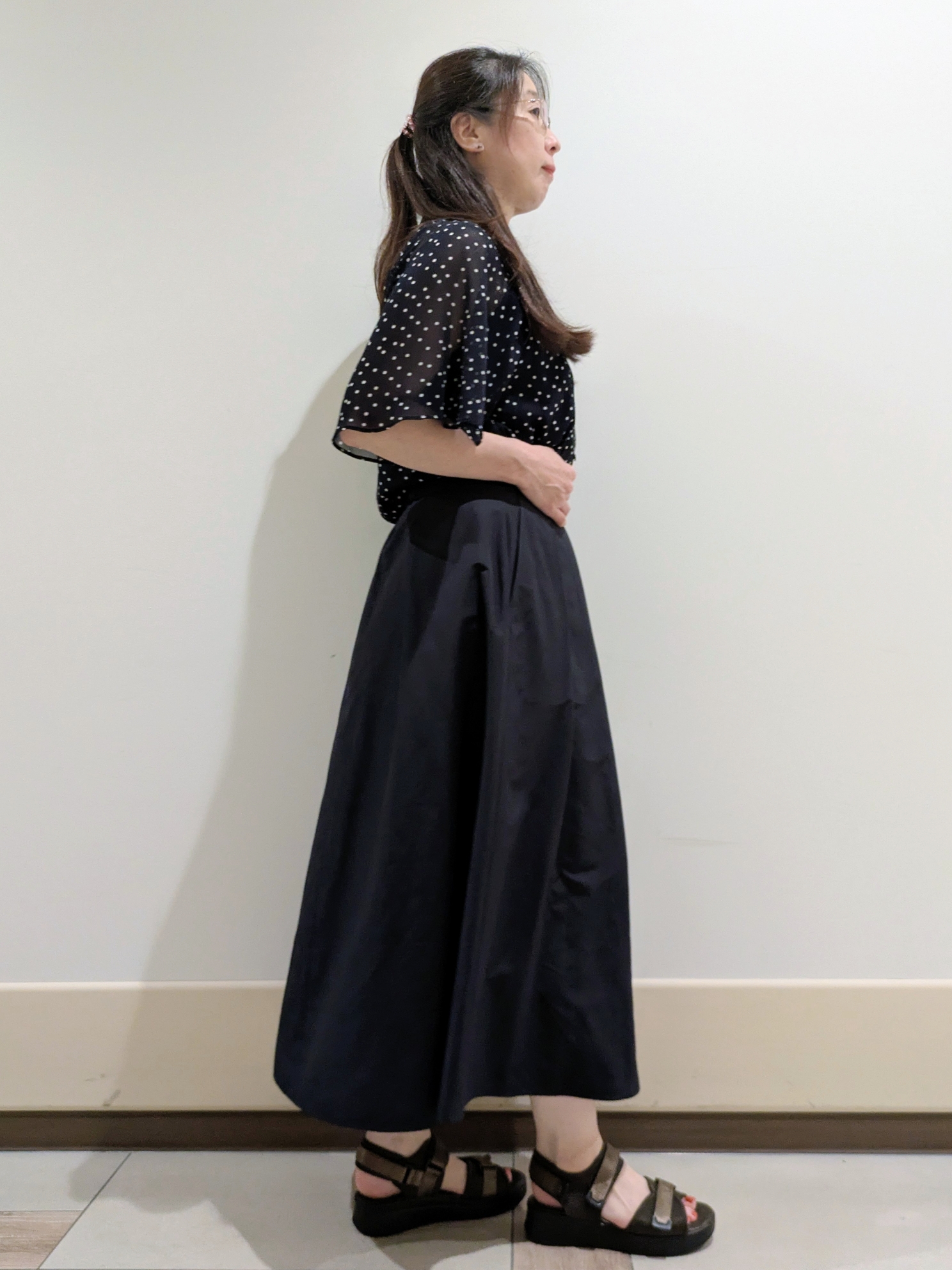 imamiさんの「Reflect｜【セットアップ／手洗い可】ドット柄シアーブラウス」を使ったコーディネート