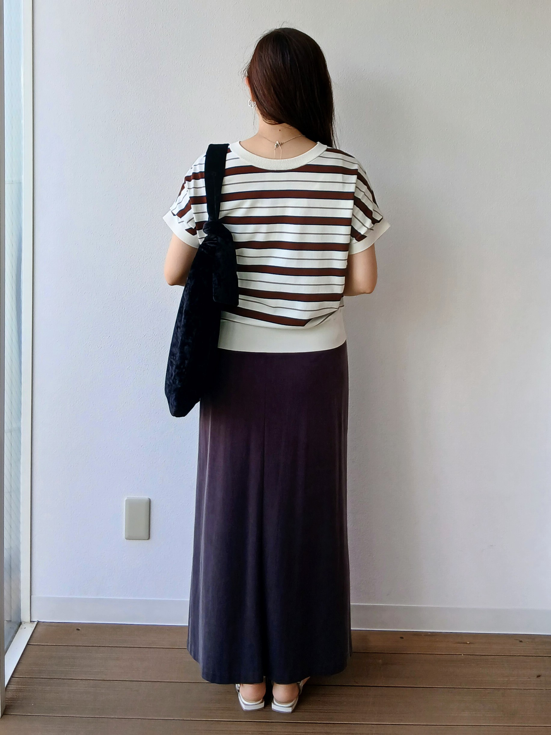 なみきさんの「UNTITLED｜【肌に張りつきにくい/前後2WAY】ドライタッチコットンプルオーバー」を使ったコーディネート