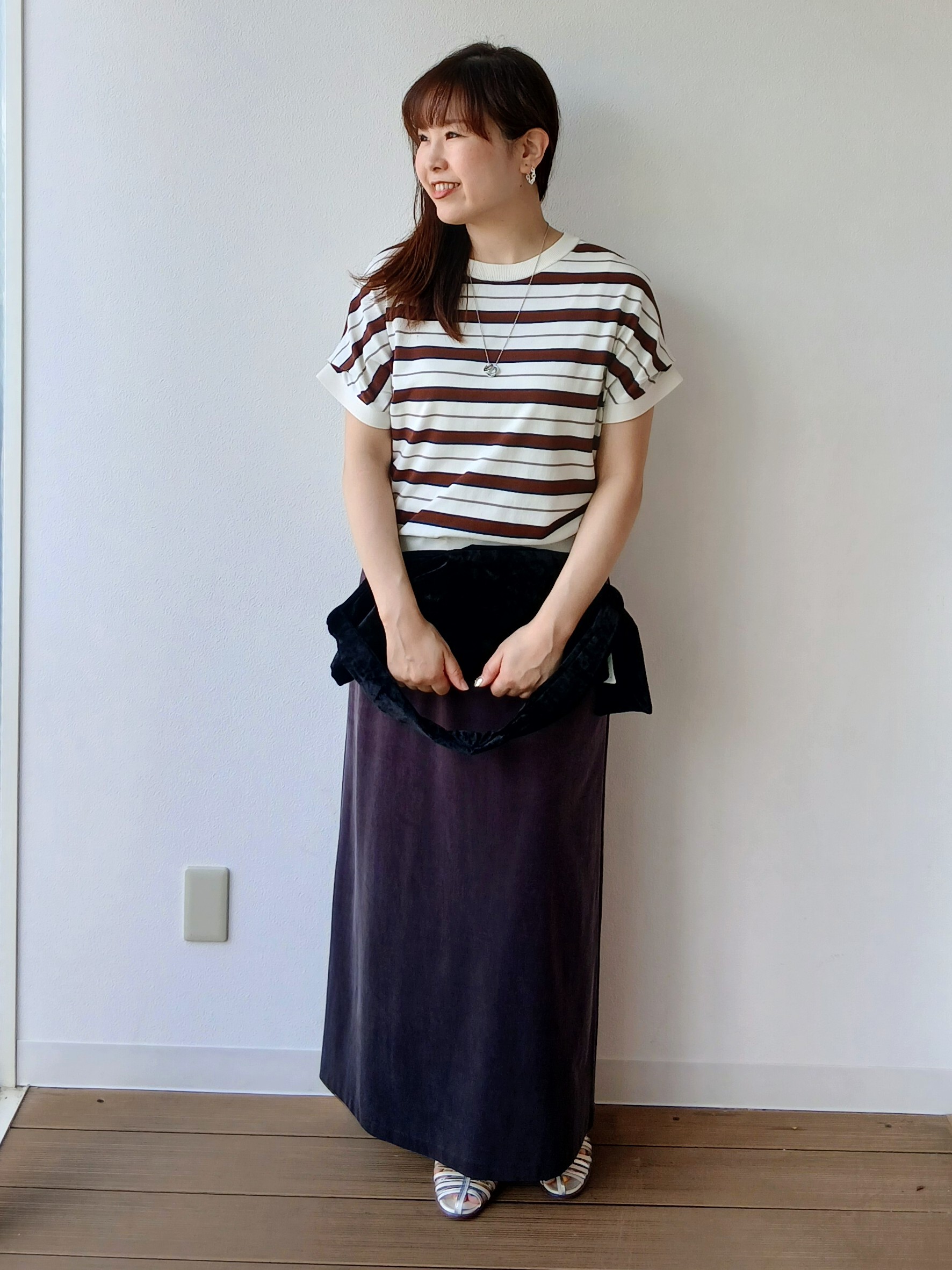 なみきさんの「UNTITLED｜【肌に張りつきにくい/前後2WAY】ドライタッチコットンプルオーバー」を使ったコーディネート
