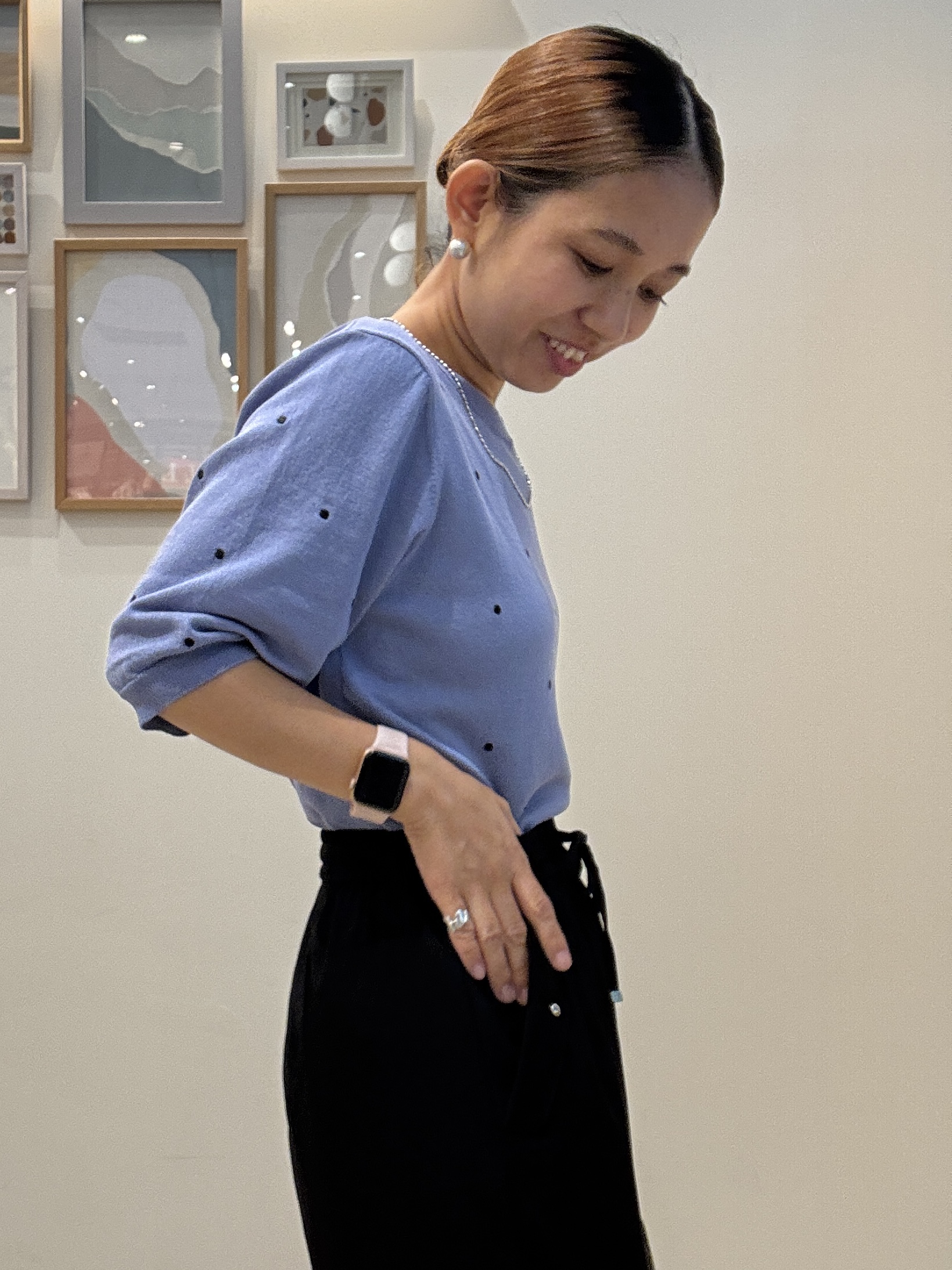 たけぴさんの「SHOO･LA･RUE｜【ひんやり/S-LL】ほんのり甘い ドット刺繍ニット」を使ったコーディネート