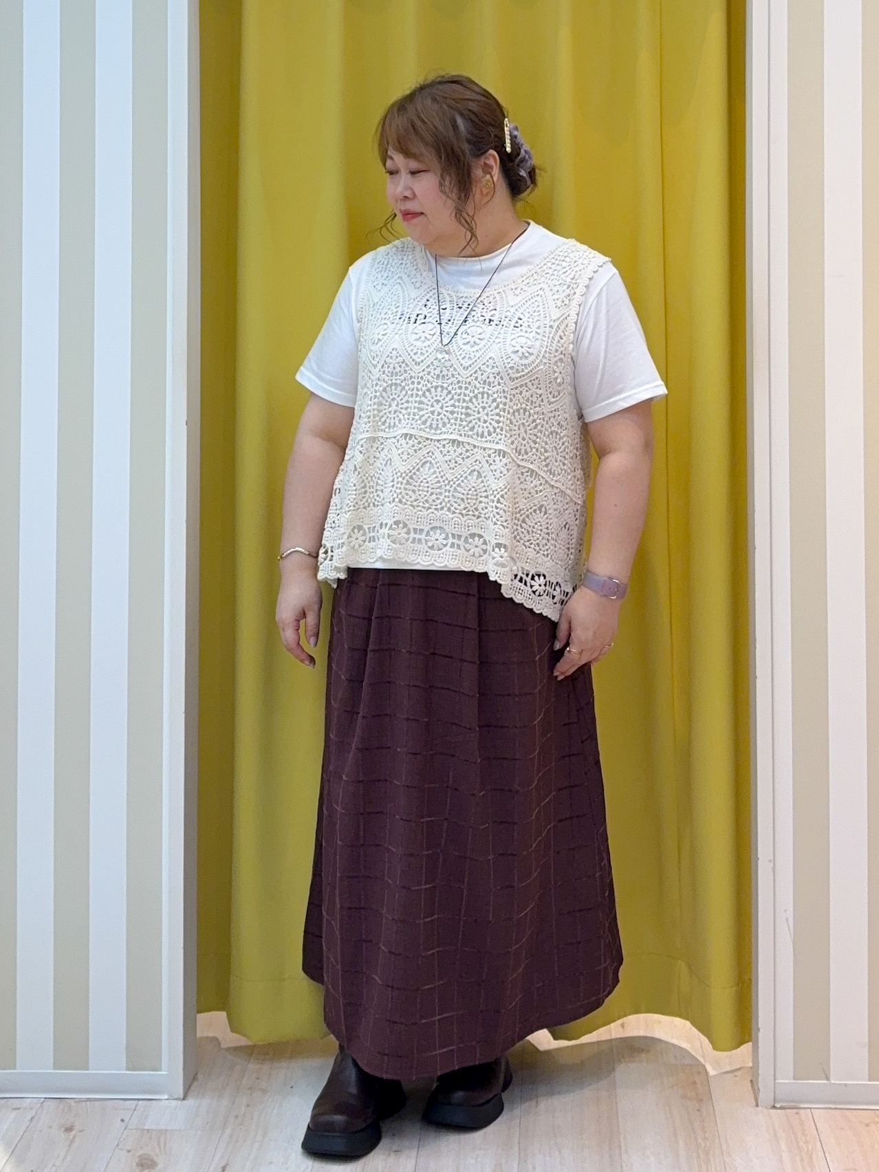 kotoさんさんの「SHOO･LA･RUE｜【洗濯後しわになりにくい/S-LL】裾ドロストフリルブルゾン」を使ったコーディネート