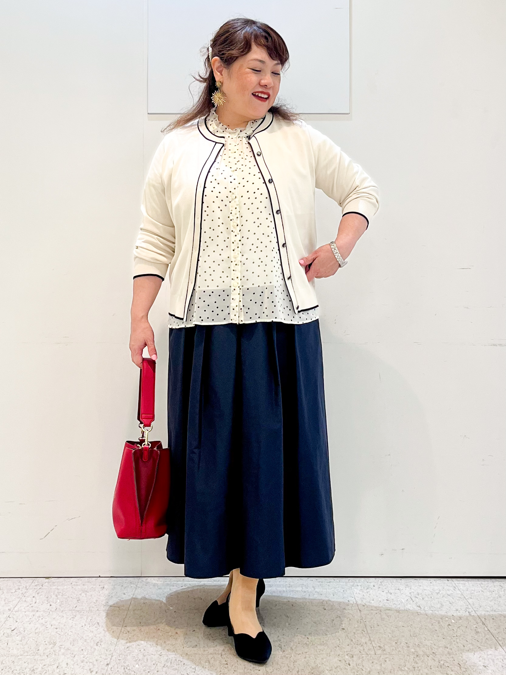 kimmyさんの「Reflect｜【セットアップ／手洗い可】ドット柄シアーブラウス」を使ったコーディネート