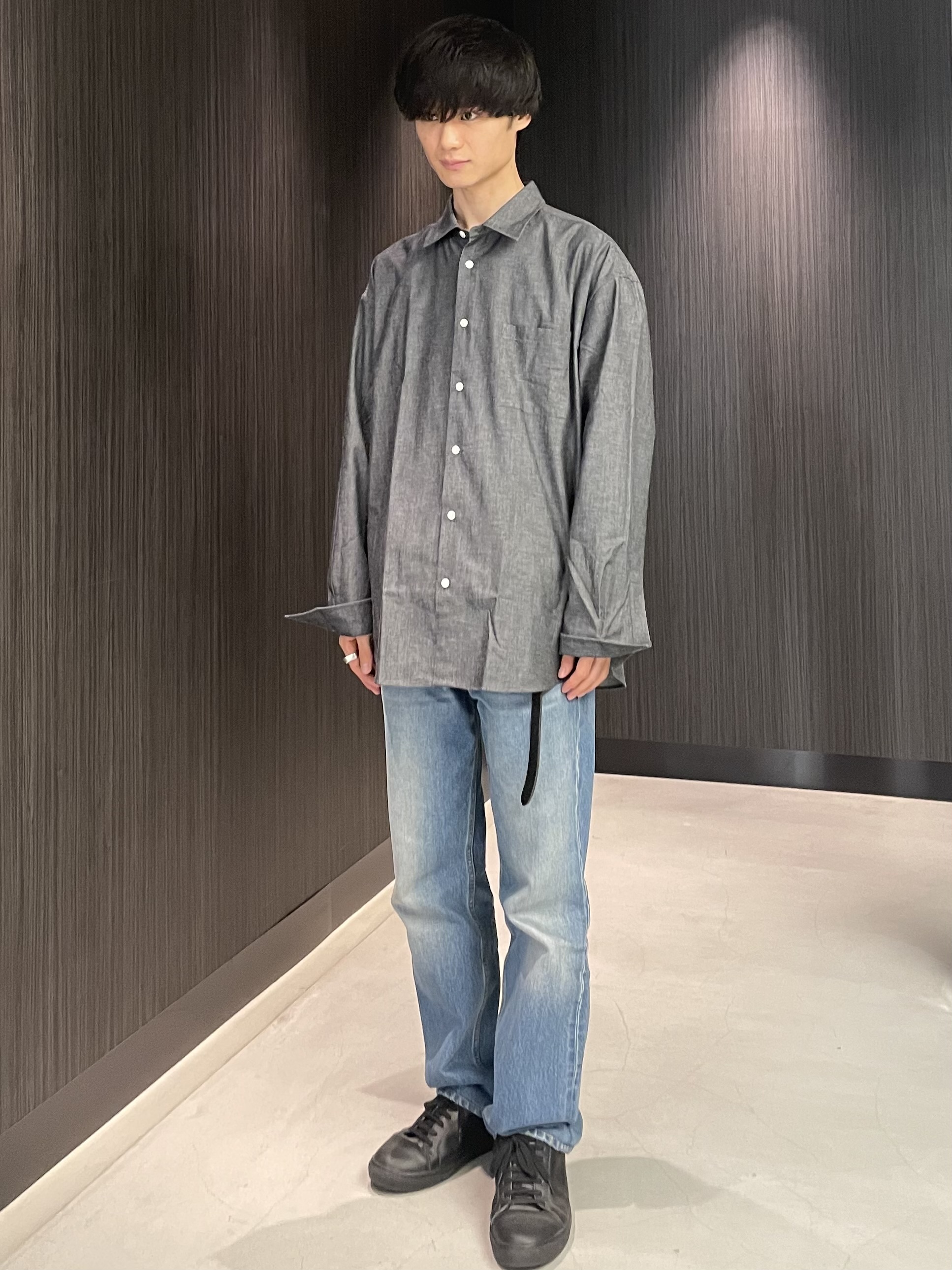 Okdさんの「TAKEO KIKUCHI｜【日本製/Sサイズ～】リラックスフィットシャツ」を使ったコーディネート