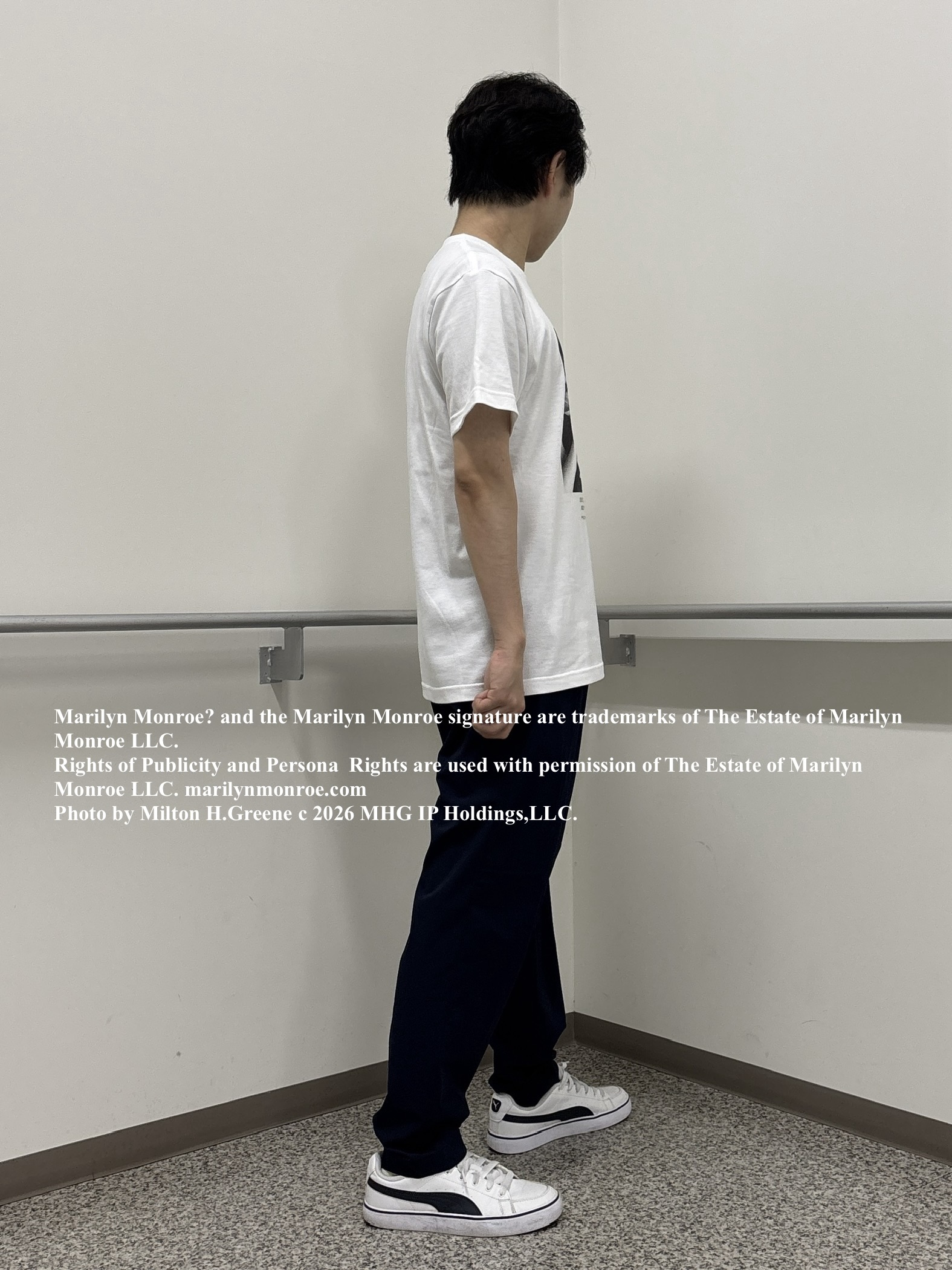 KEIさんの「TAKEO KIKUCHI｜【別注】マリリン・モンロー/フォトTシャツ」を使ったコーディネート
