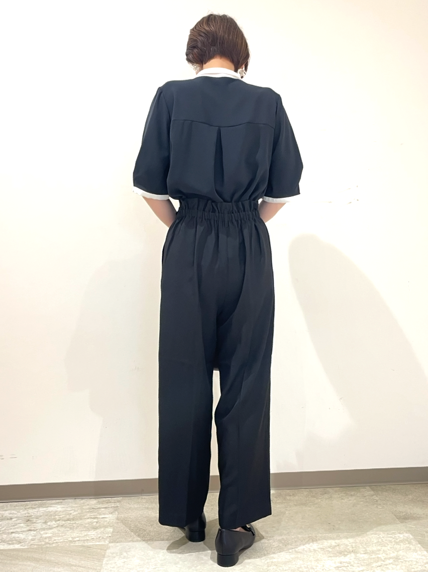 ちいはちさんの「grove｜【洗濯機OK/シワになりにくい】1枚で華やぐ配色ボウタイブラウス」を使ったコーディネート