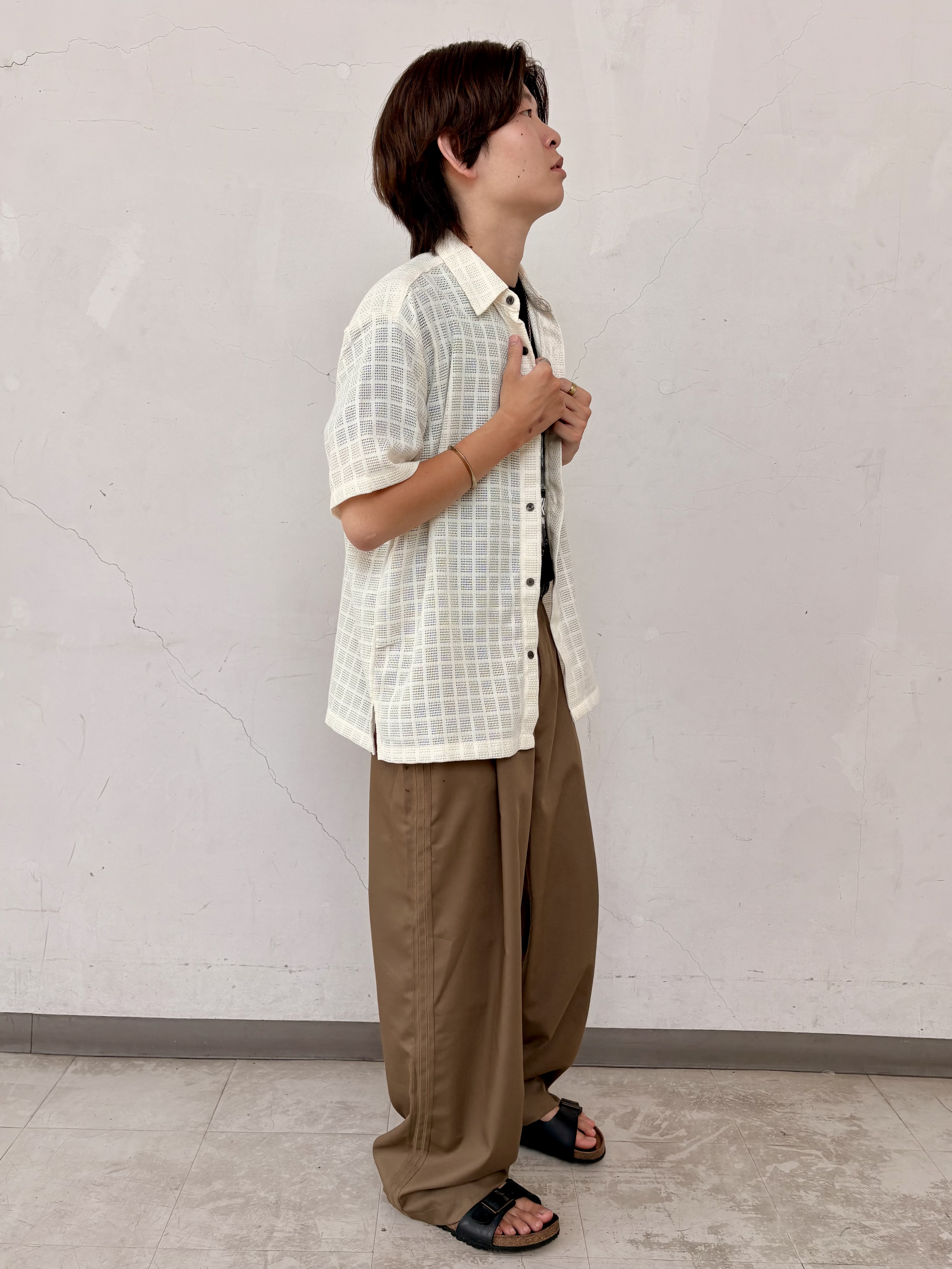 そうごさんの「THE SHOP TK｜【洗濯機OK】格子柄メッシュ半袖シャツ」を使ったコーディネート