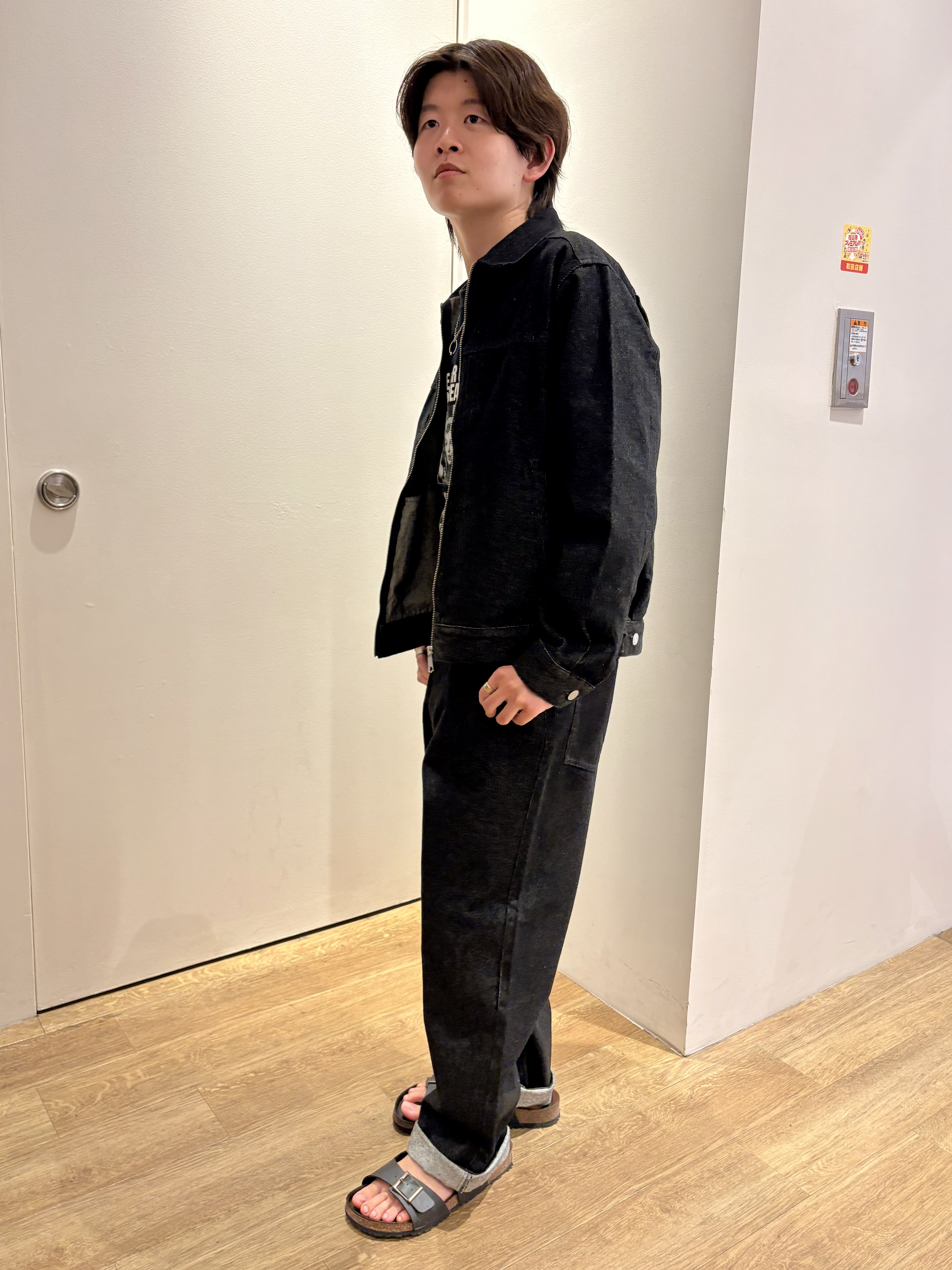 そうごさんの「THE SHOP TK｜【色落ちしにくい/セットアップ可】デニムライク ジップアップジャケット」を使ったコーディネート